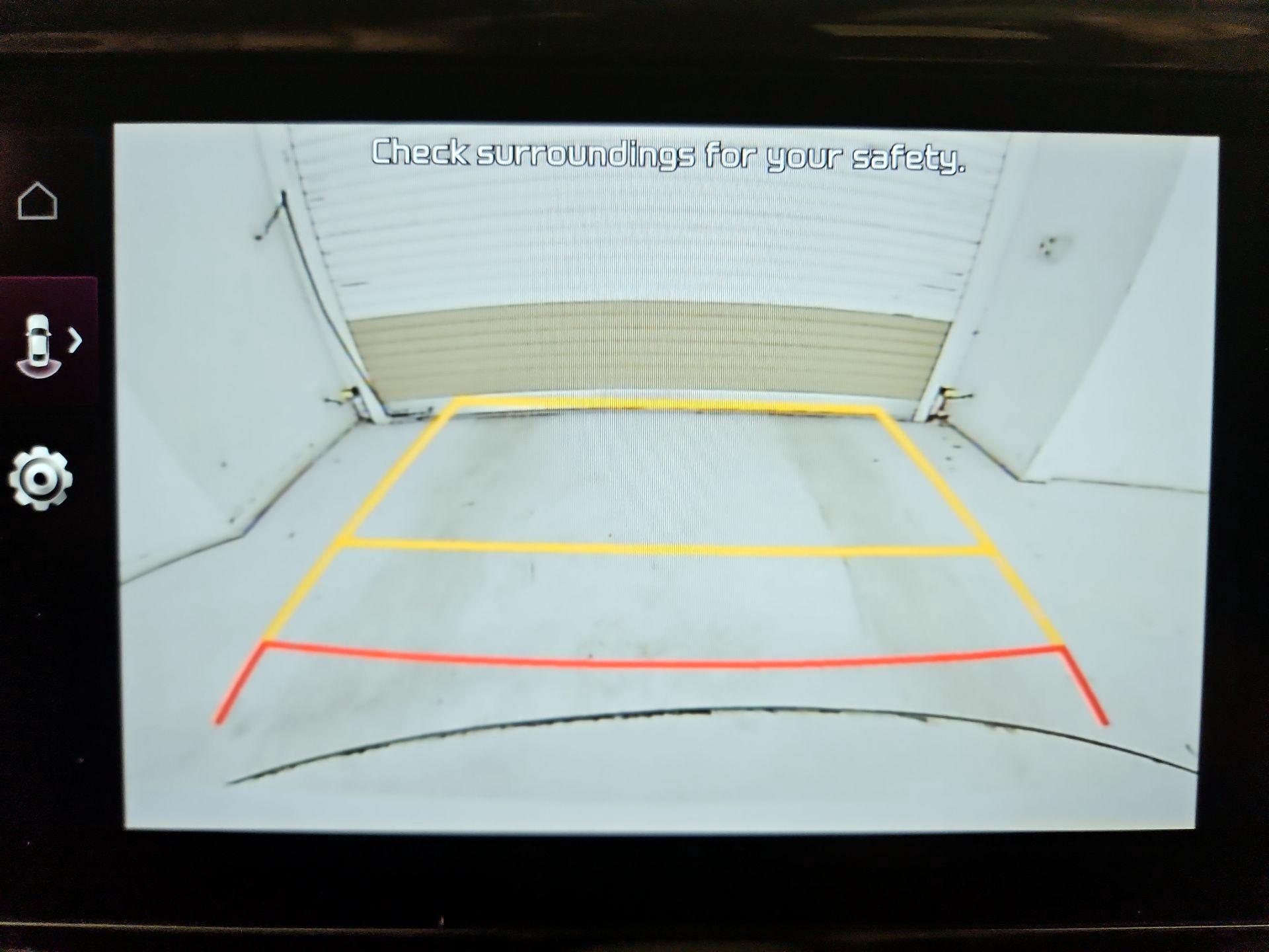 Thumbnail: 2023 Kia Sorento - 15