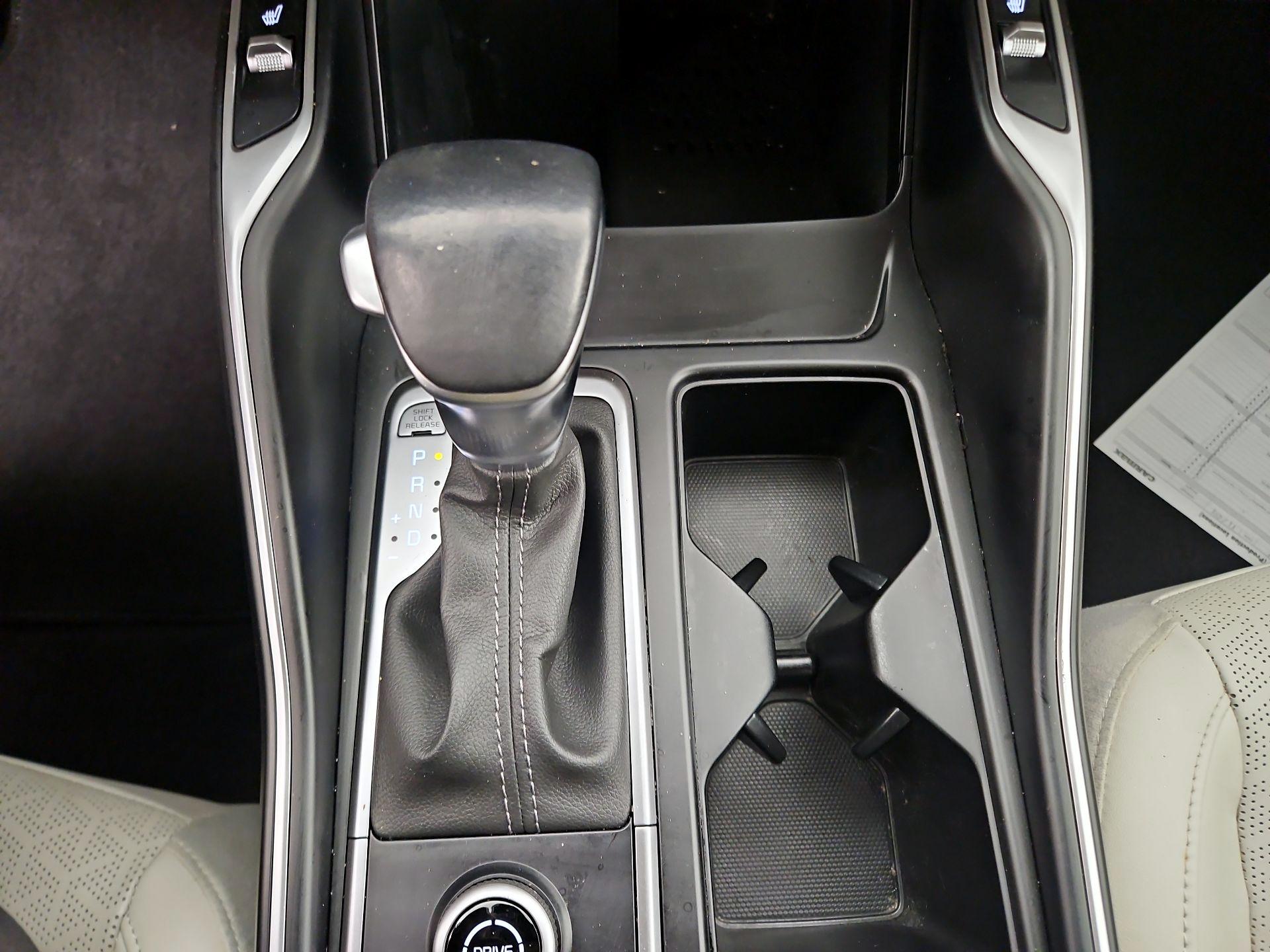 Thumbnail: 2023 Kia Sorento - 18