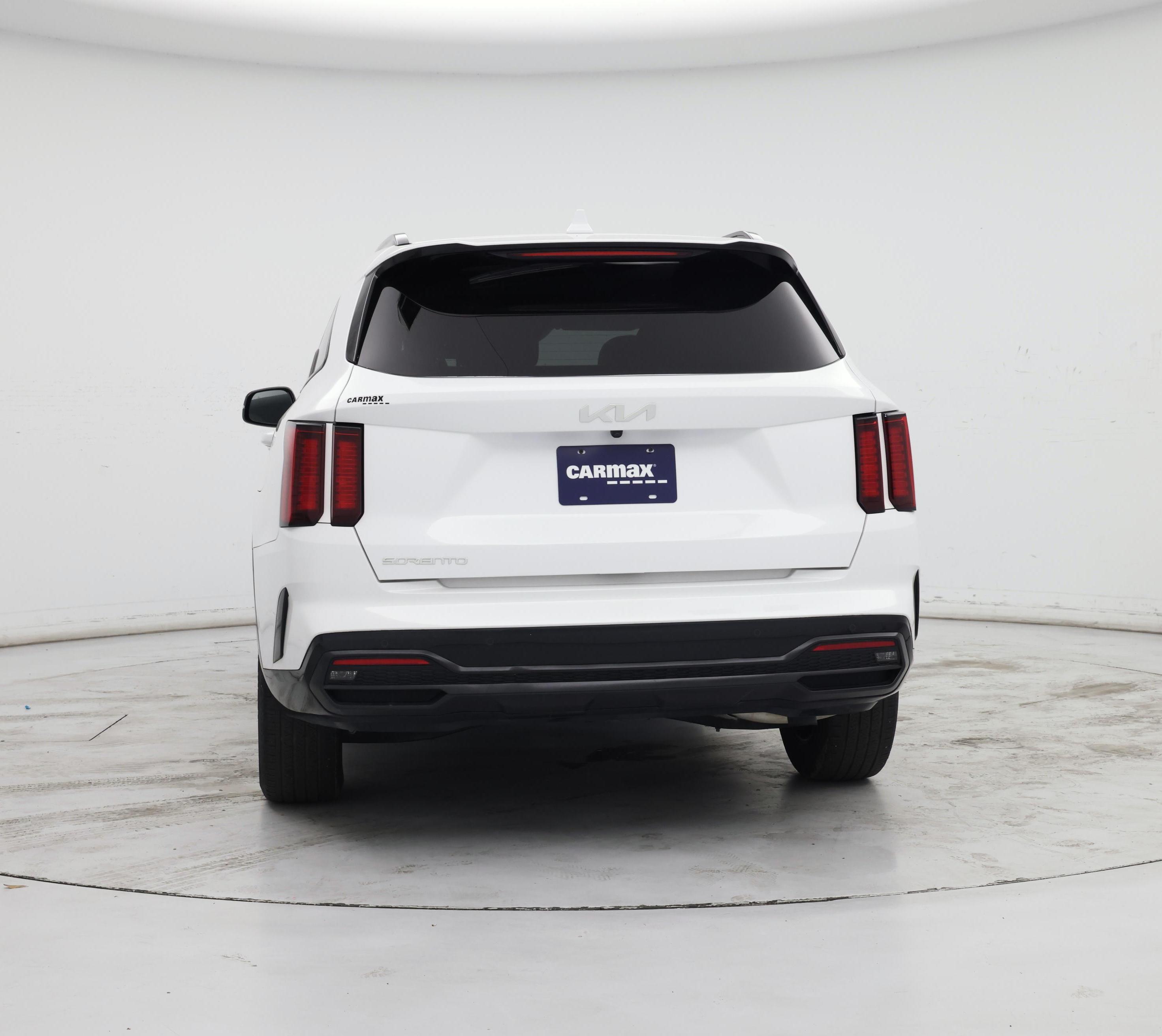 Thumbnail: 2023 Kia Sorento - 6