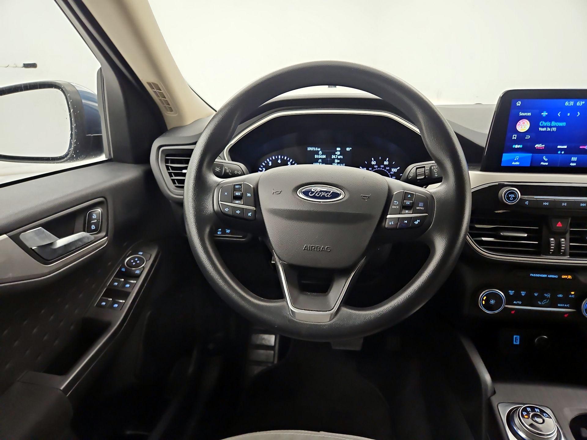 Thumbnail: 2020 Ford Escape - 10