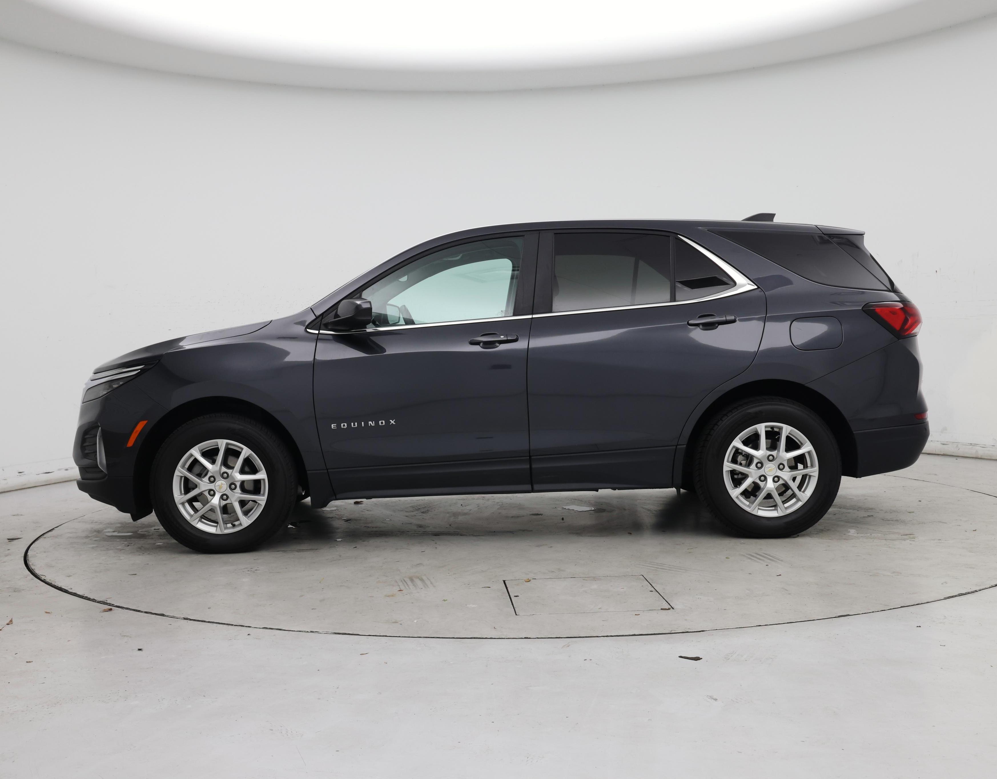 Thumbnail: 2023 Chevrolet Equinox - 3