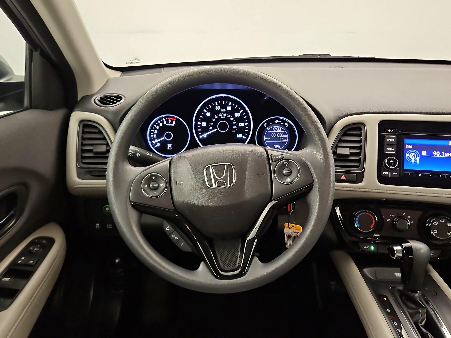 Thumbnail: 2019 Honda HR-V - 10