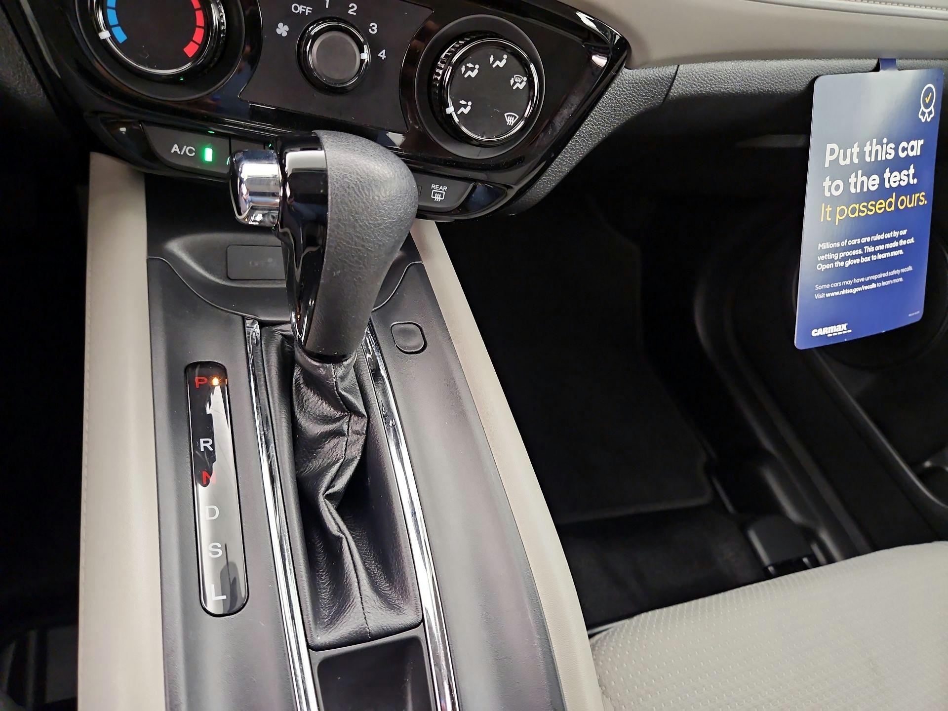 Thumbnail: 2019 Honda HR-V - 17