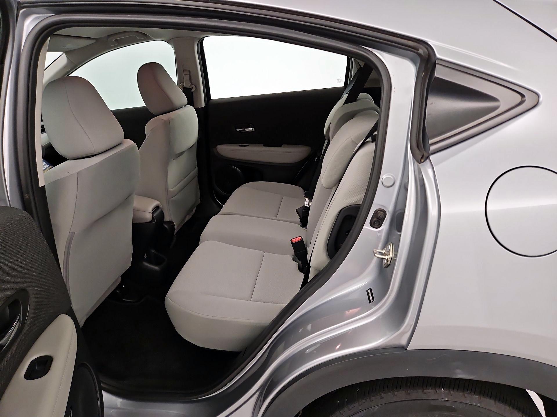 Thumbnail: 2019 Honda HR-V - 19