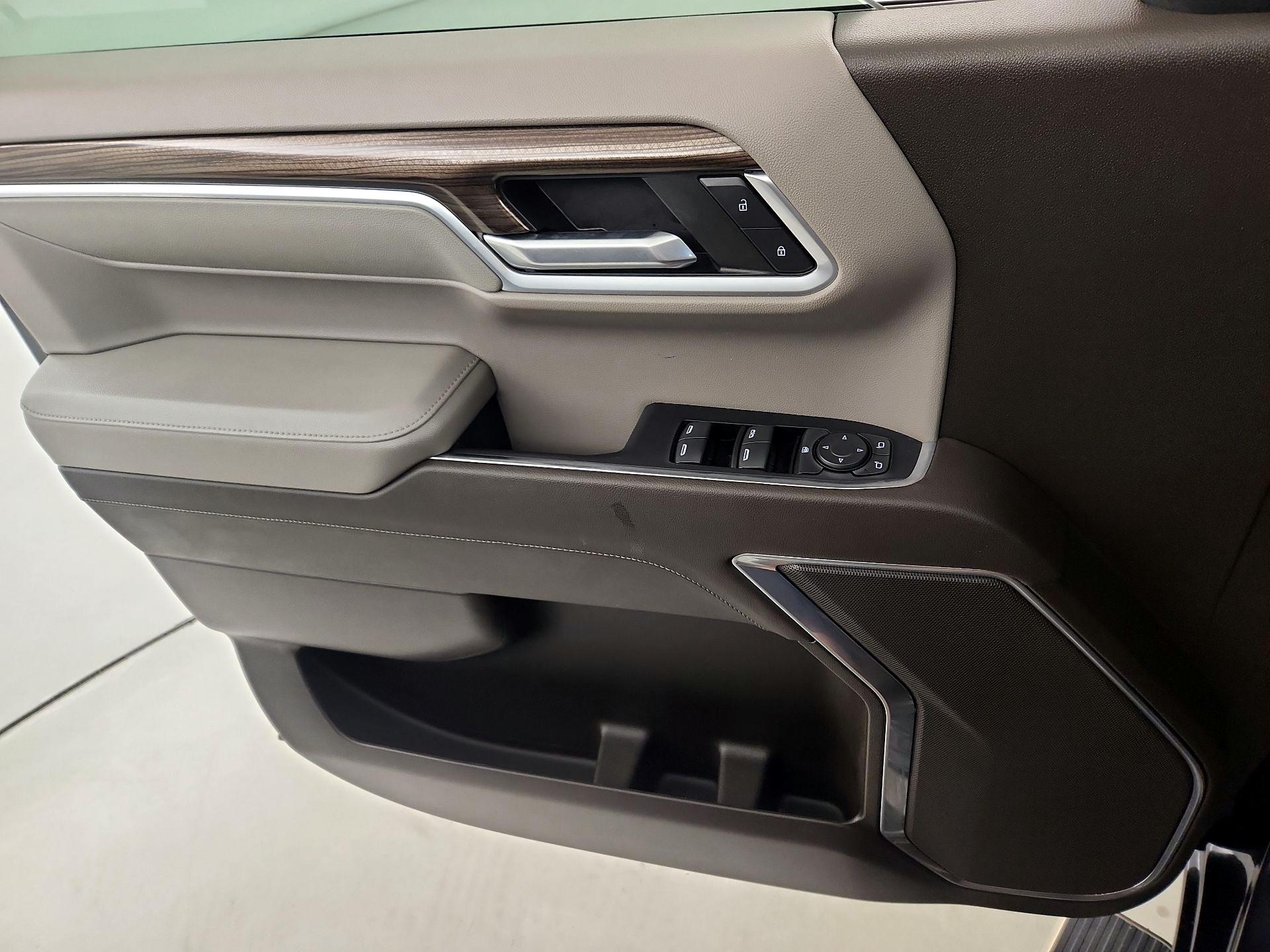 Thumbnail: 2022 Chevrolet Silverado 1500 - 12