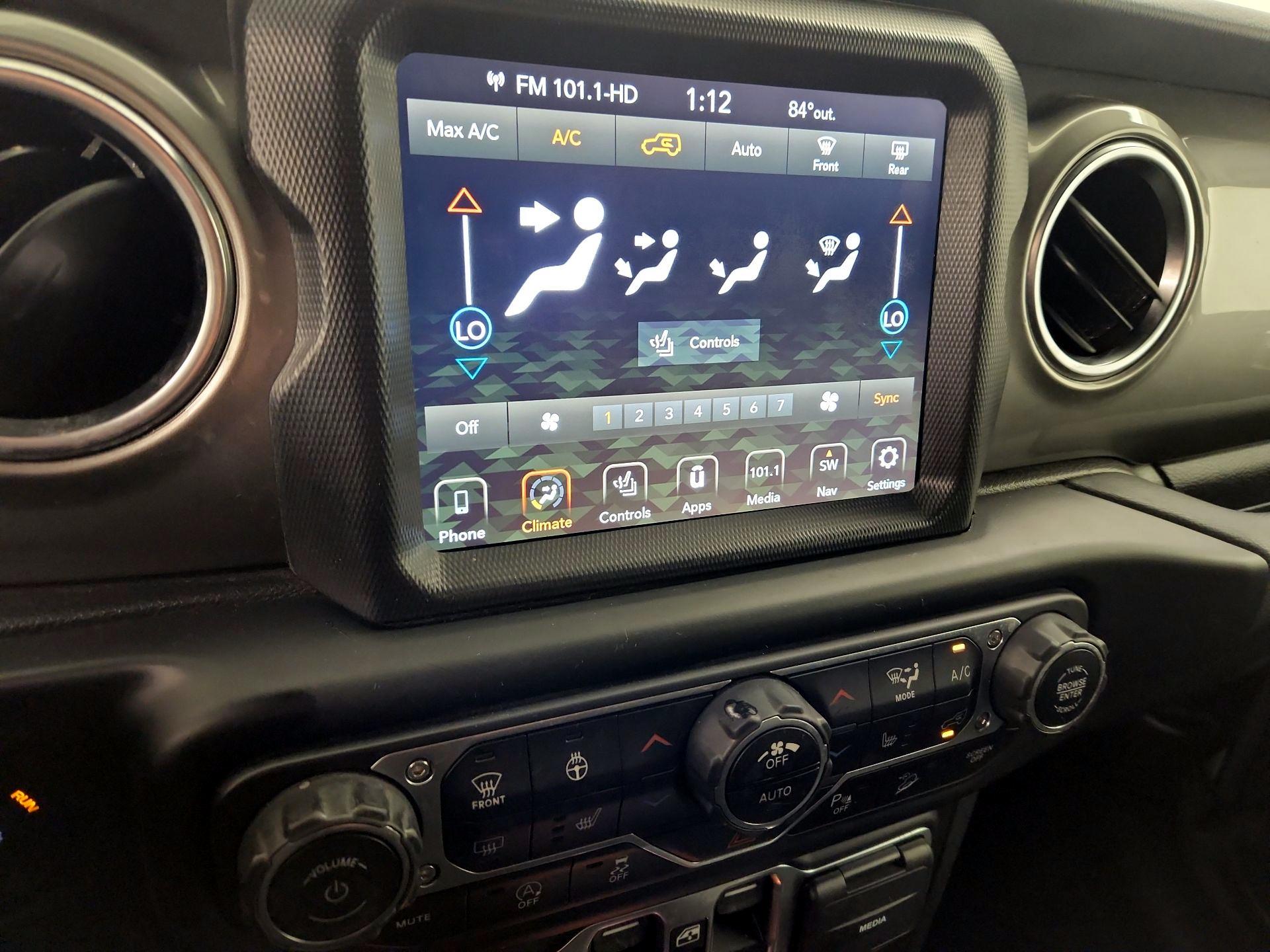Thumbnail: 2020 Jeep Wrangler - 17