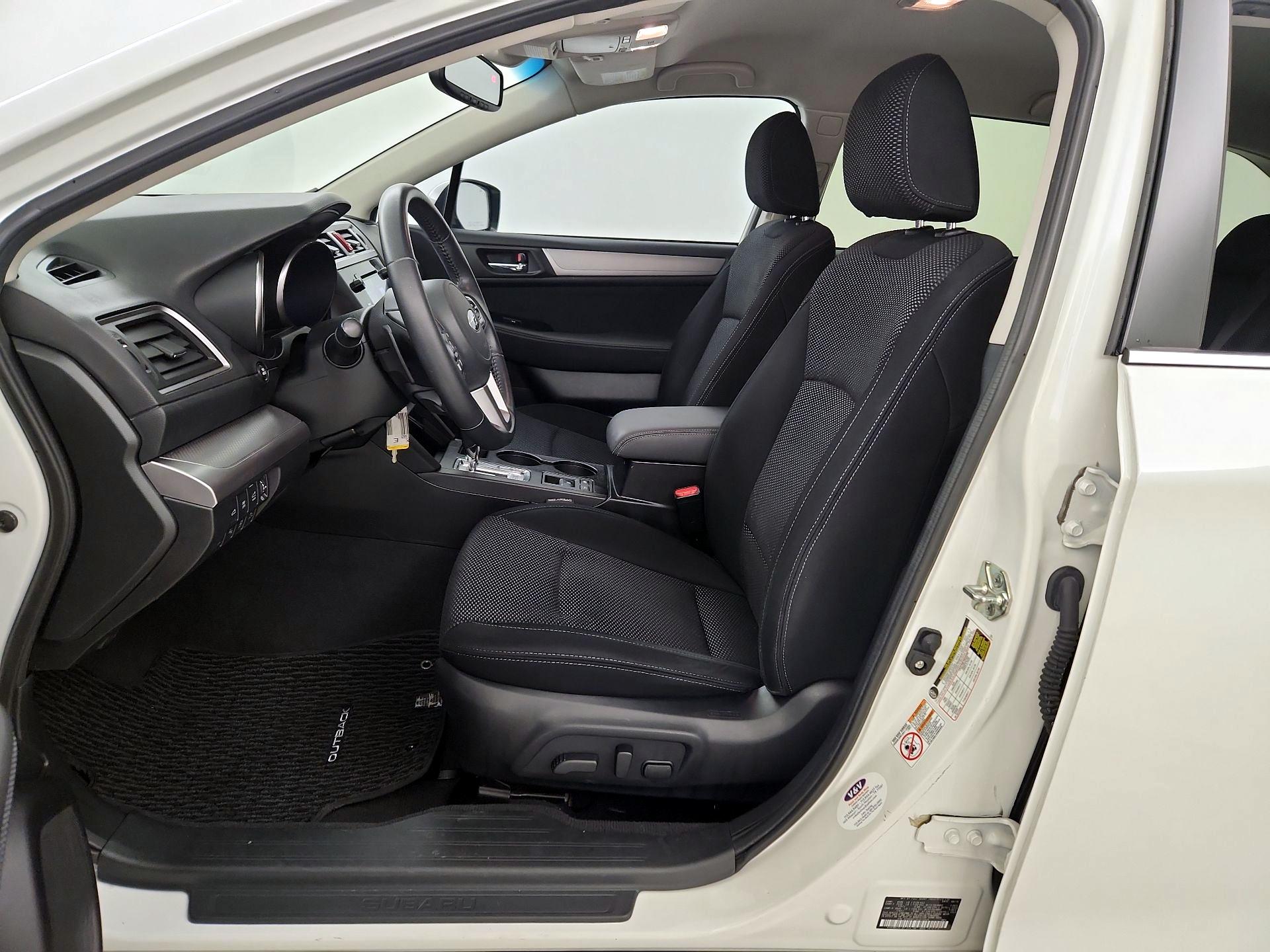 Thumbnail: 2016 Subaru Outback - 11