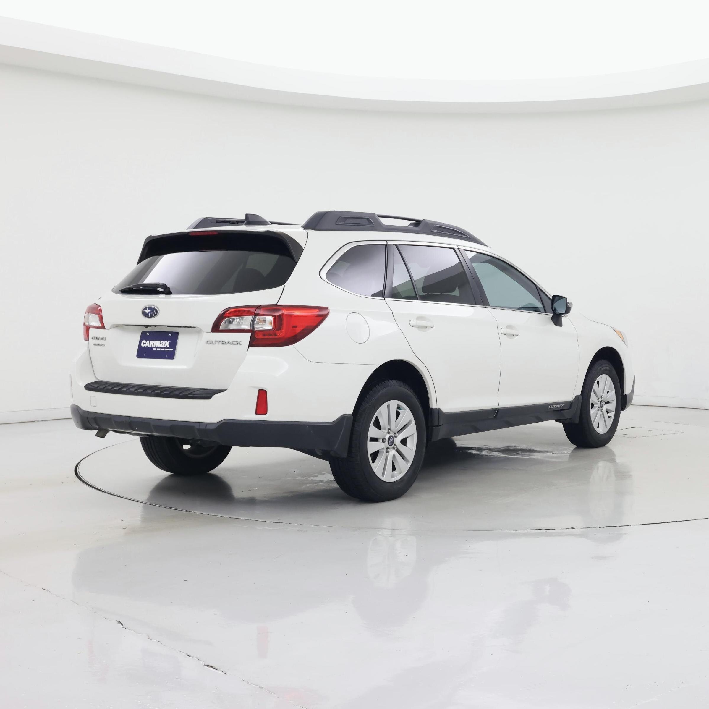 Thumbnail: 2016 Subaru Outback - 8