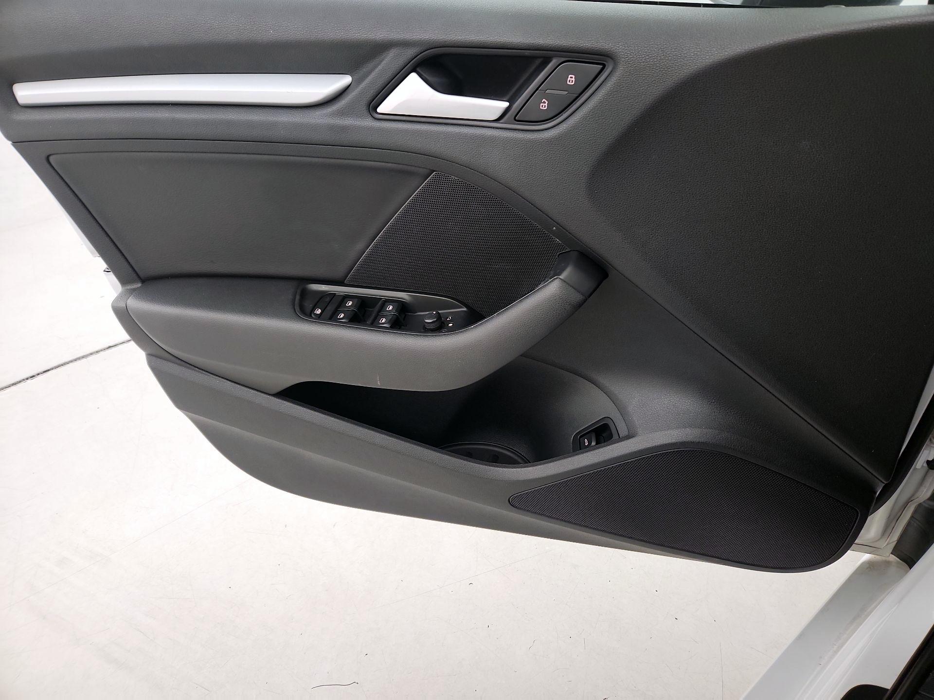 Thumbnail: 2015 Audi A3 - 12