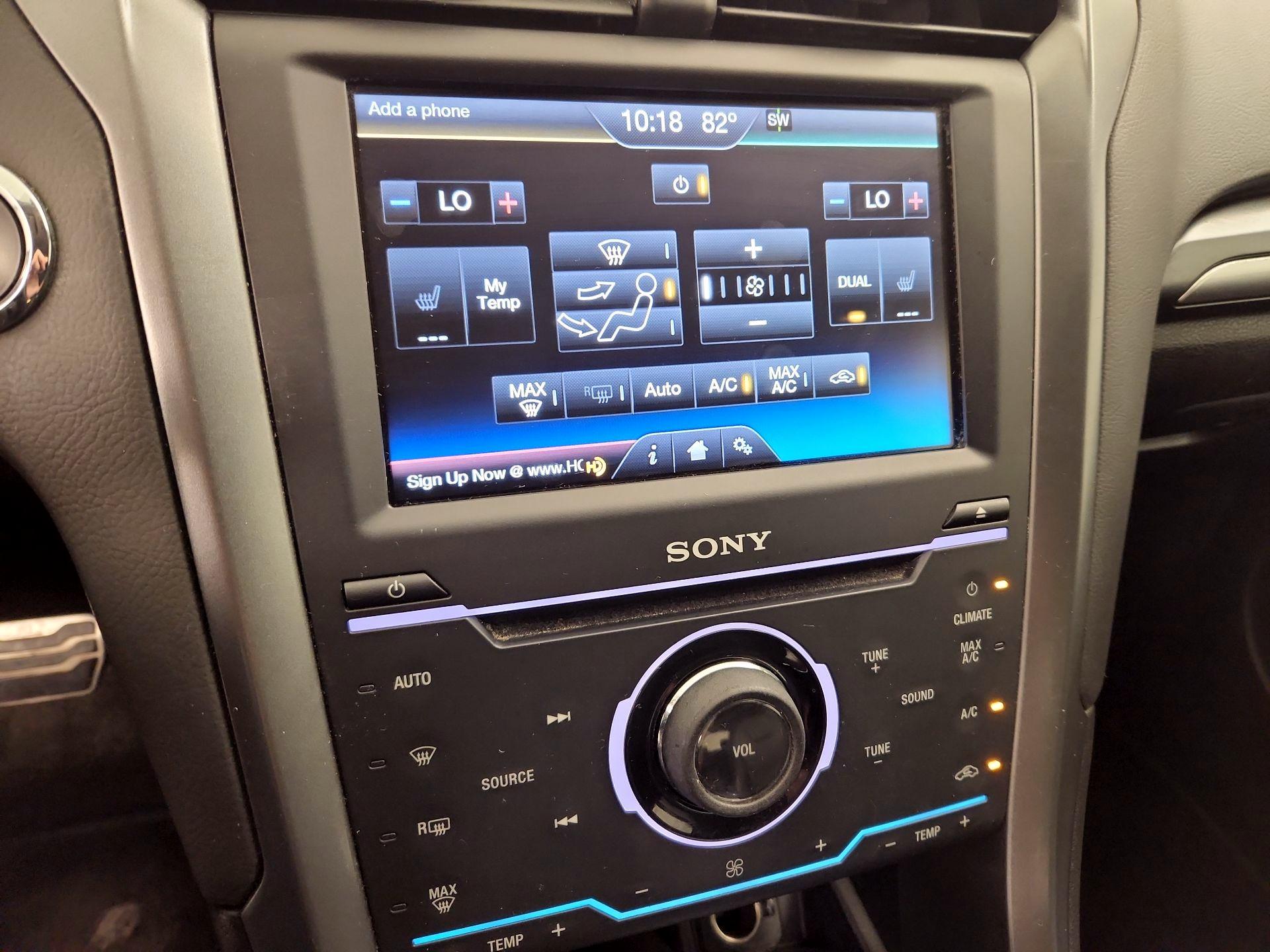 Thumbnail: 2014 Ford Fusion - 17