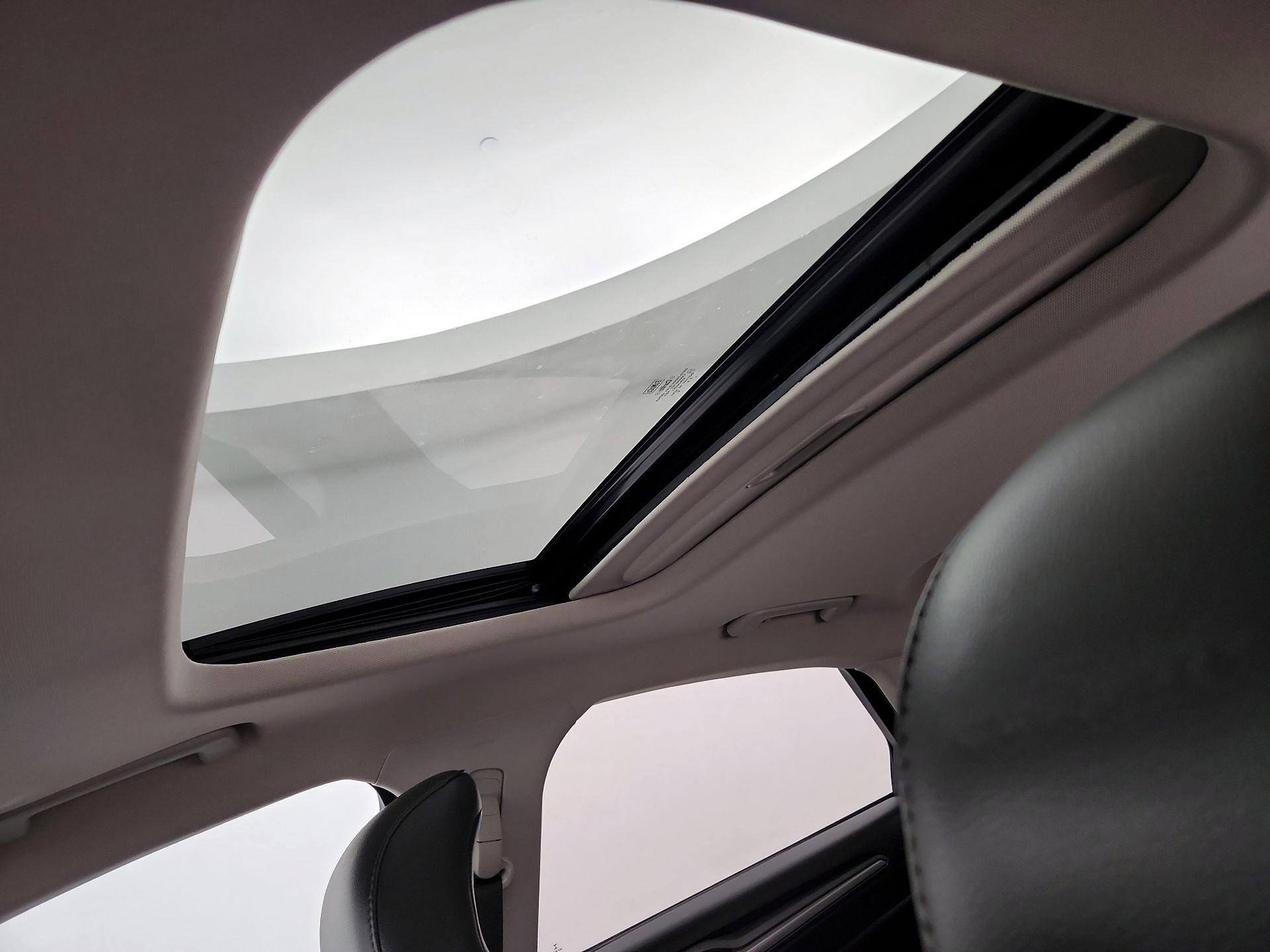 Thumbnail: 2014 Ford Fusion - 20