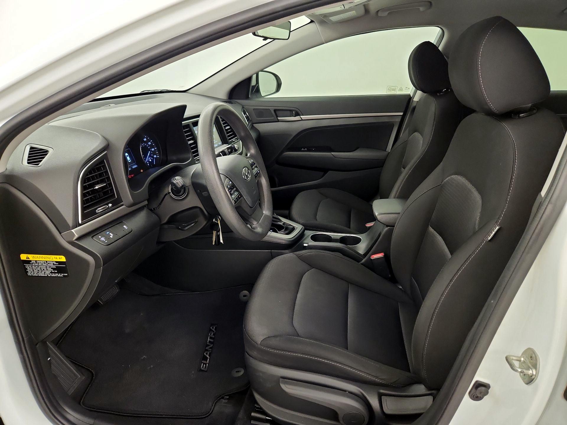 Thumbnail: 2018 Hyundai Elantra - 11