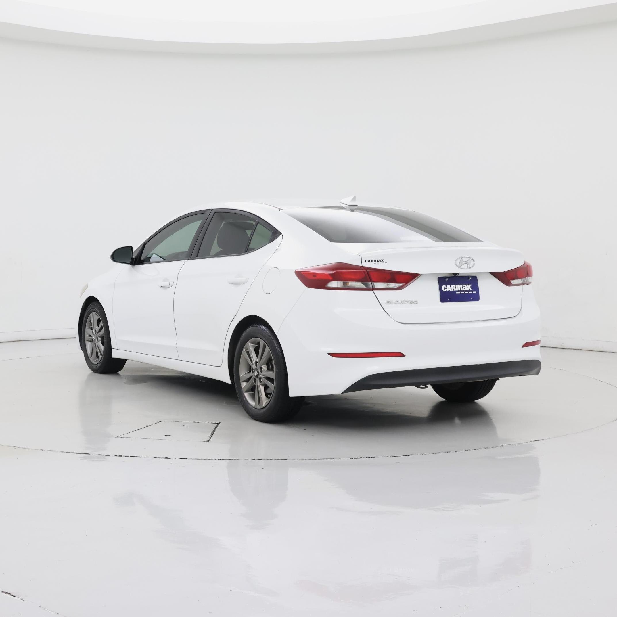 Thumbnail: 2018 Hyundai Elantra - 2