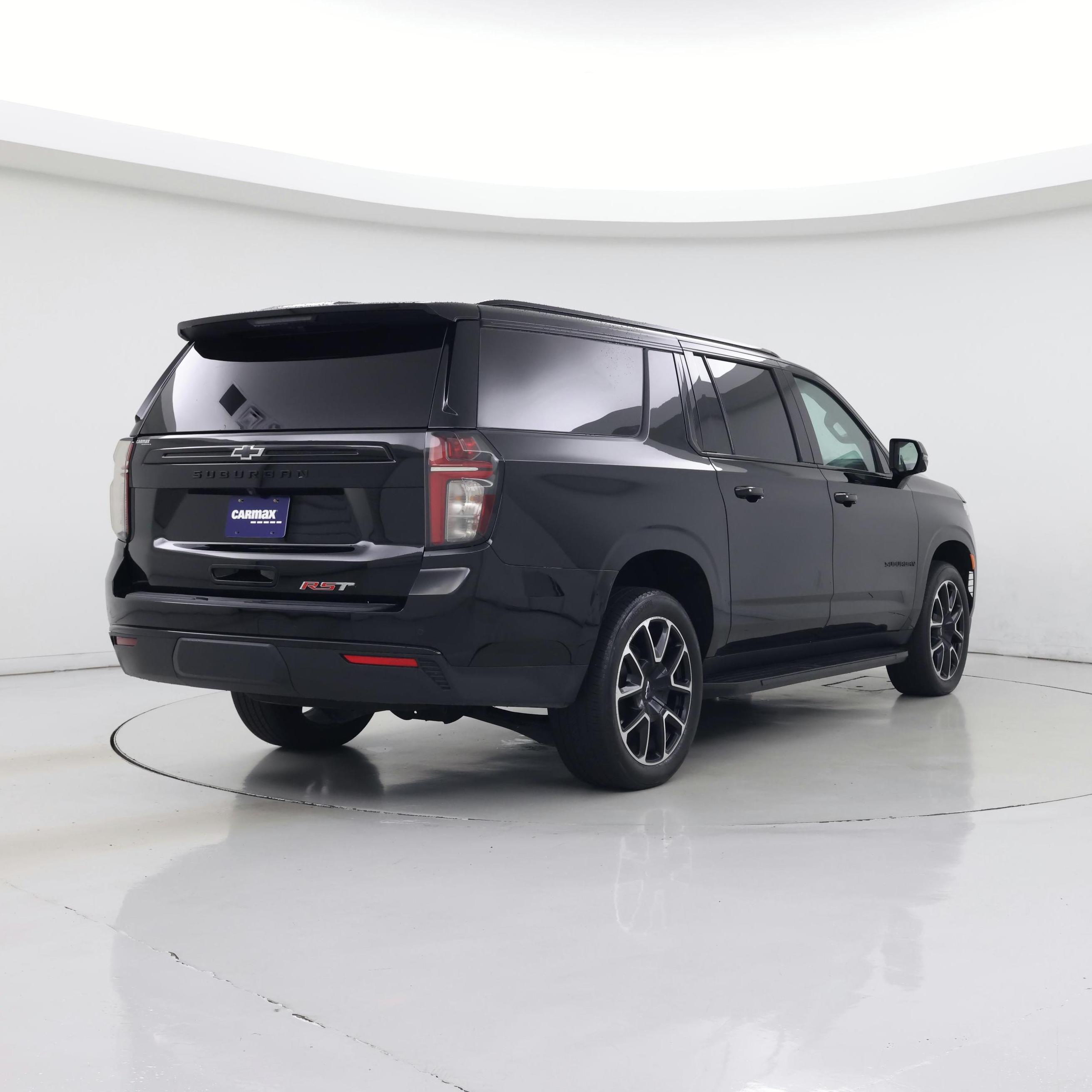 Thumbnail: 2023 Chevrolet Suburban - 8