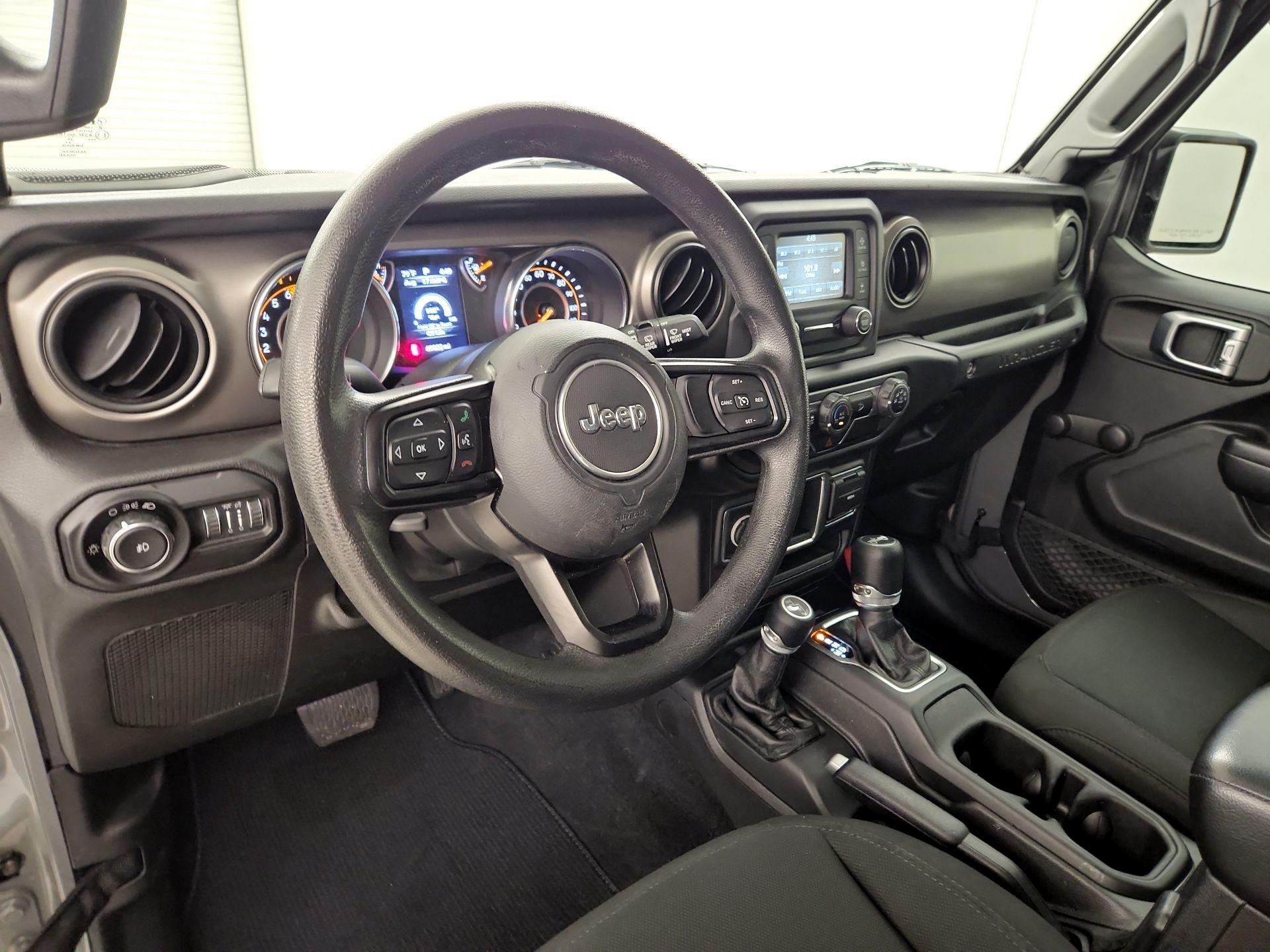 Thumbnail: 2018 Jeep Wrangler - 9