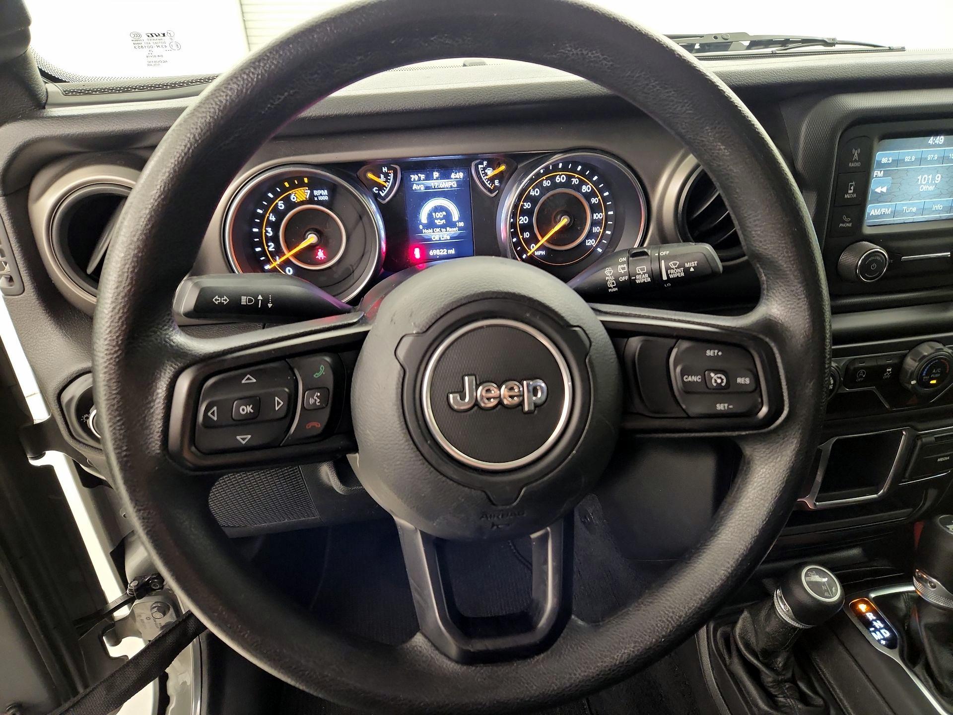 Thumbnail: 2018 Jeep Wrangler - 10
