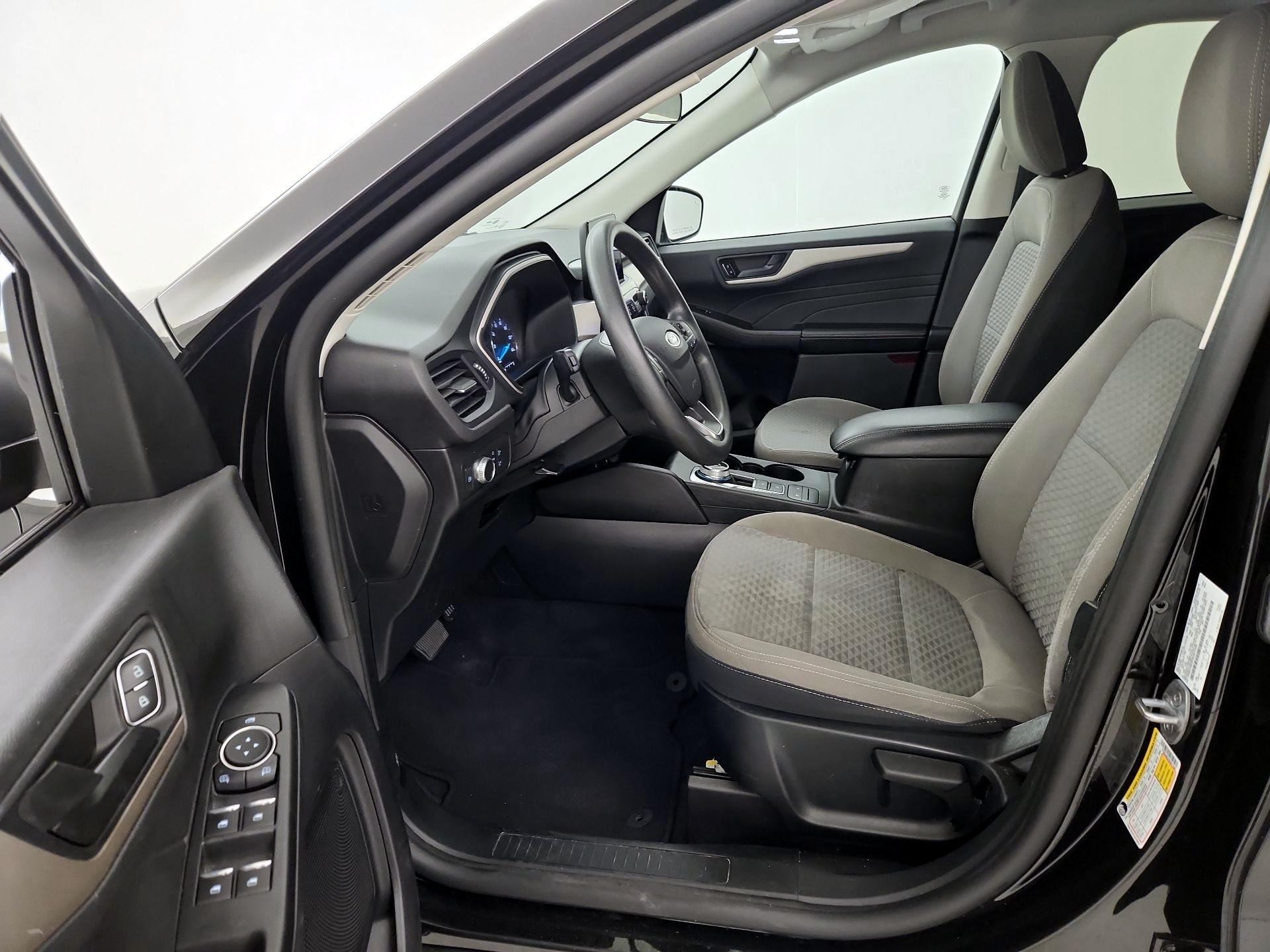 Thumbnail: 2022 Ford Escape - 11