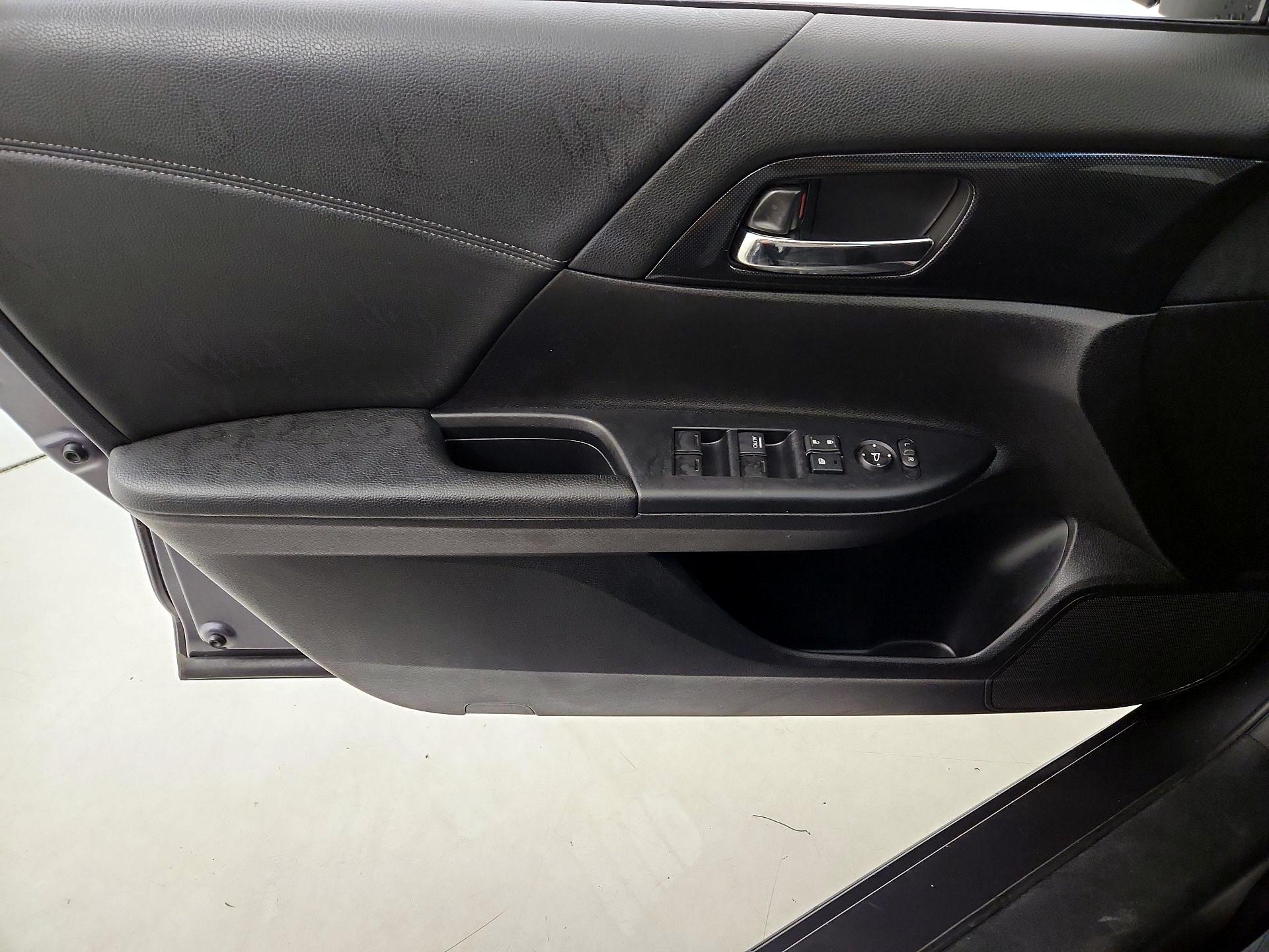 Thumbnail: 2014 Honda Accord - 12