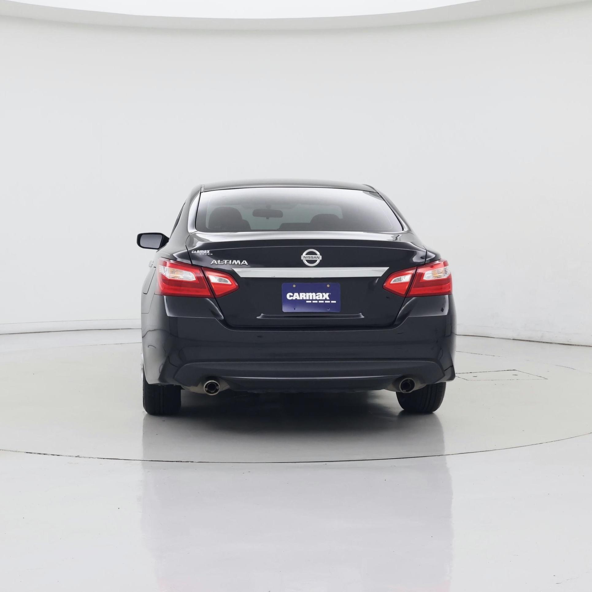 Thumbnail: 2016 Nissan Altima - 6