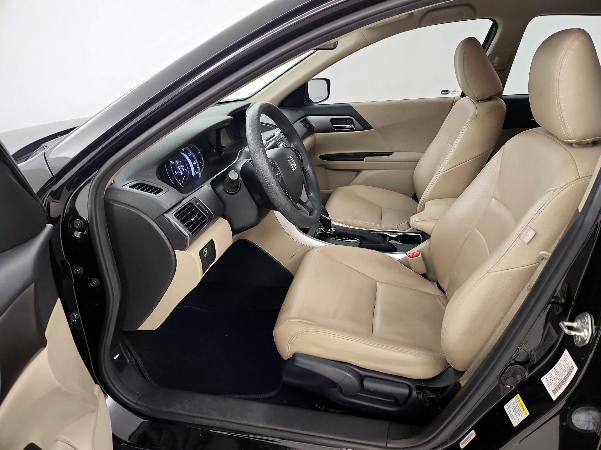 Thumbnail: 2013 Honda Accord - 11
