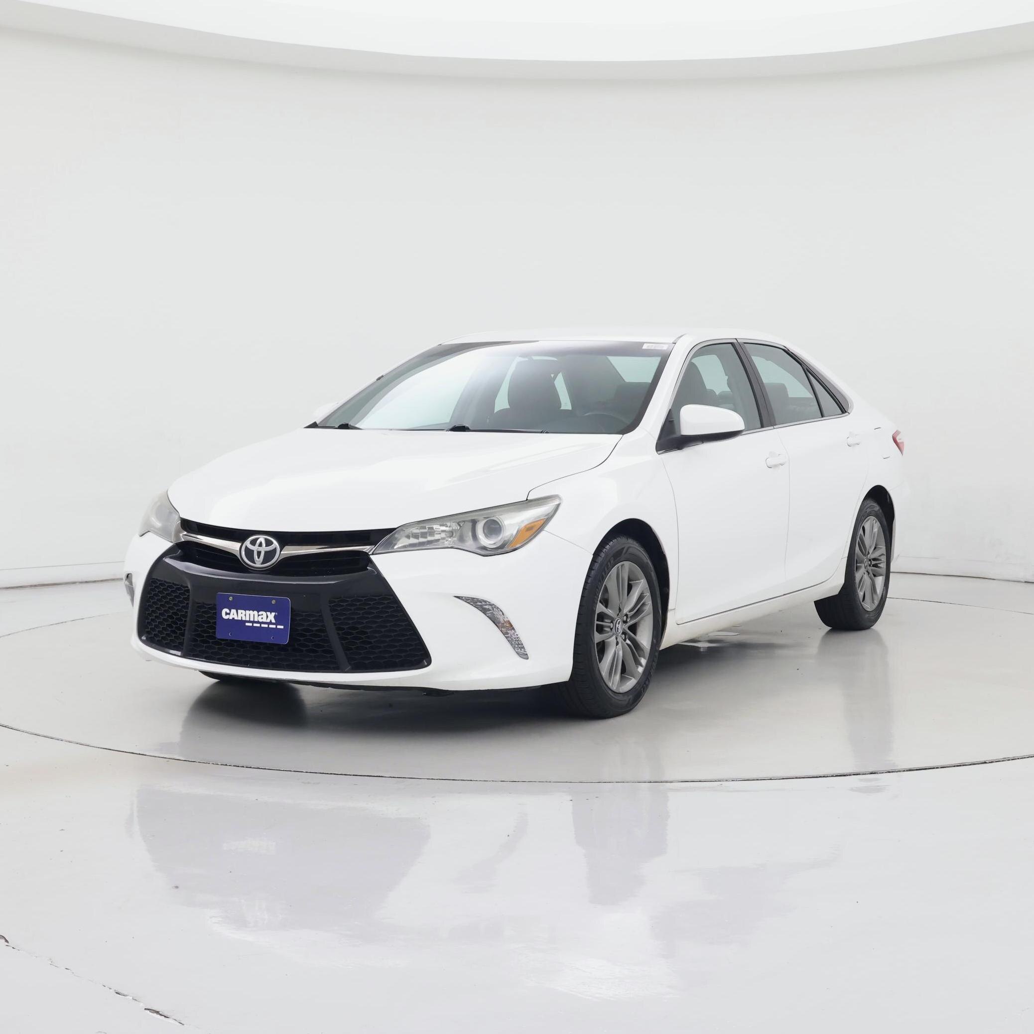 Thumbnail: 2015 Toyota Camry - 4