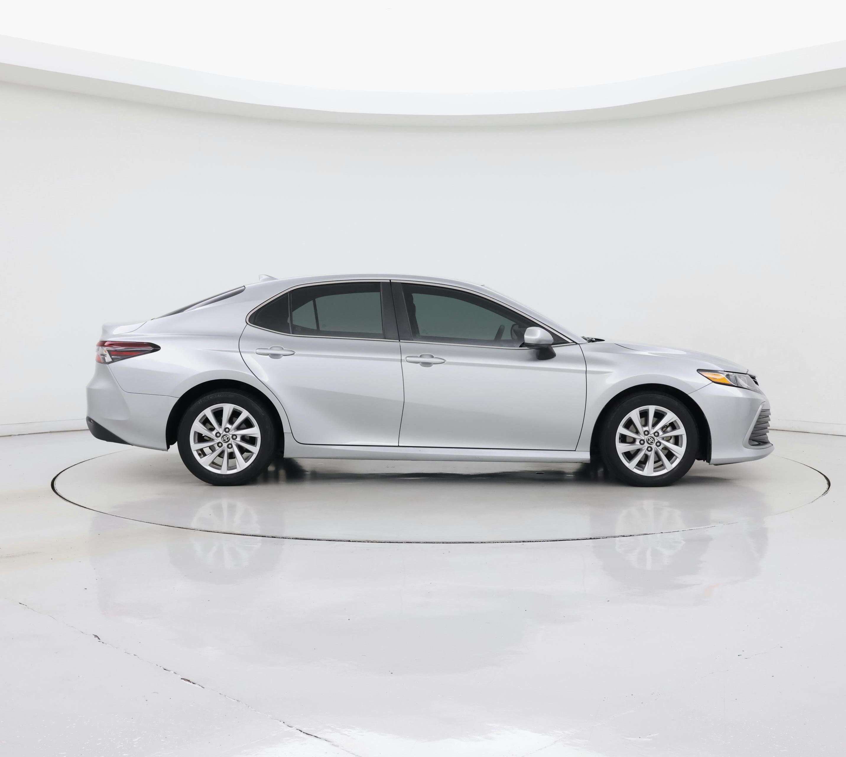 Thumbnail: 2021 Toyota Camry - 7