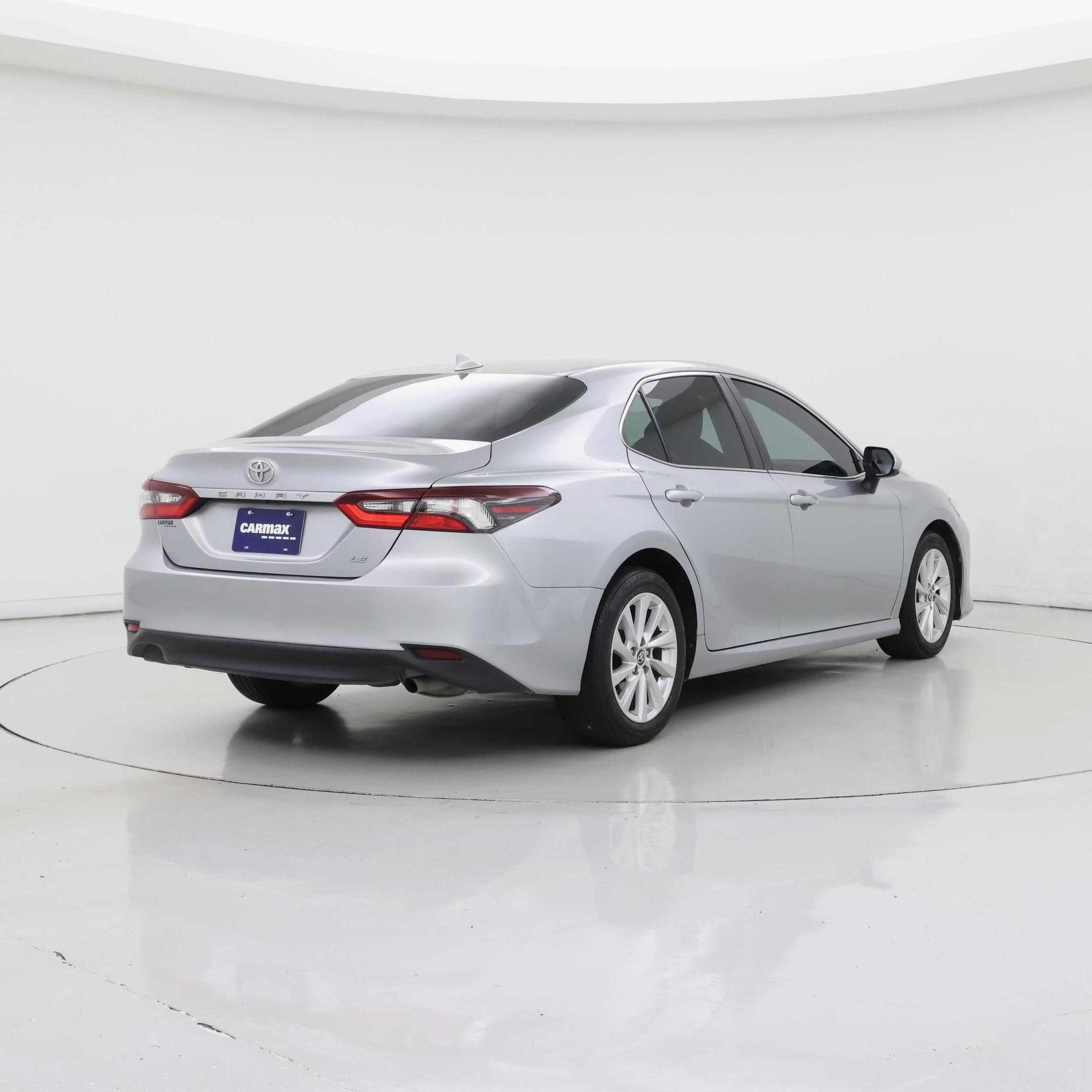 Thumbnail: 2021 Toyota Camry - 8