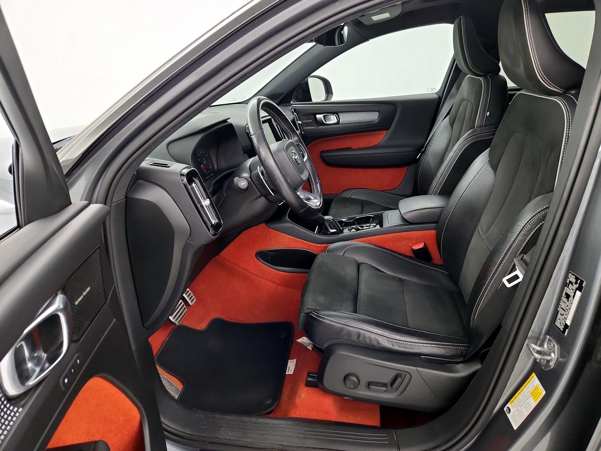Thumbnail: 2019 Volvo XC40 - 11