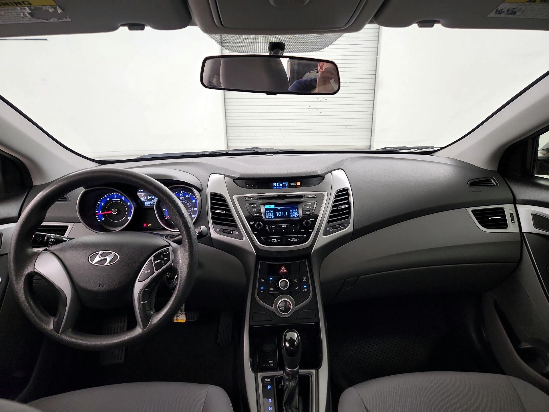 Thumbnail: 2016 Hyundai Elantra - 9