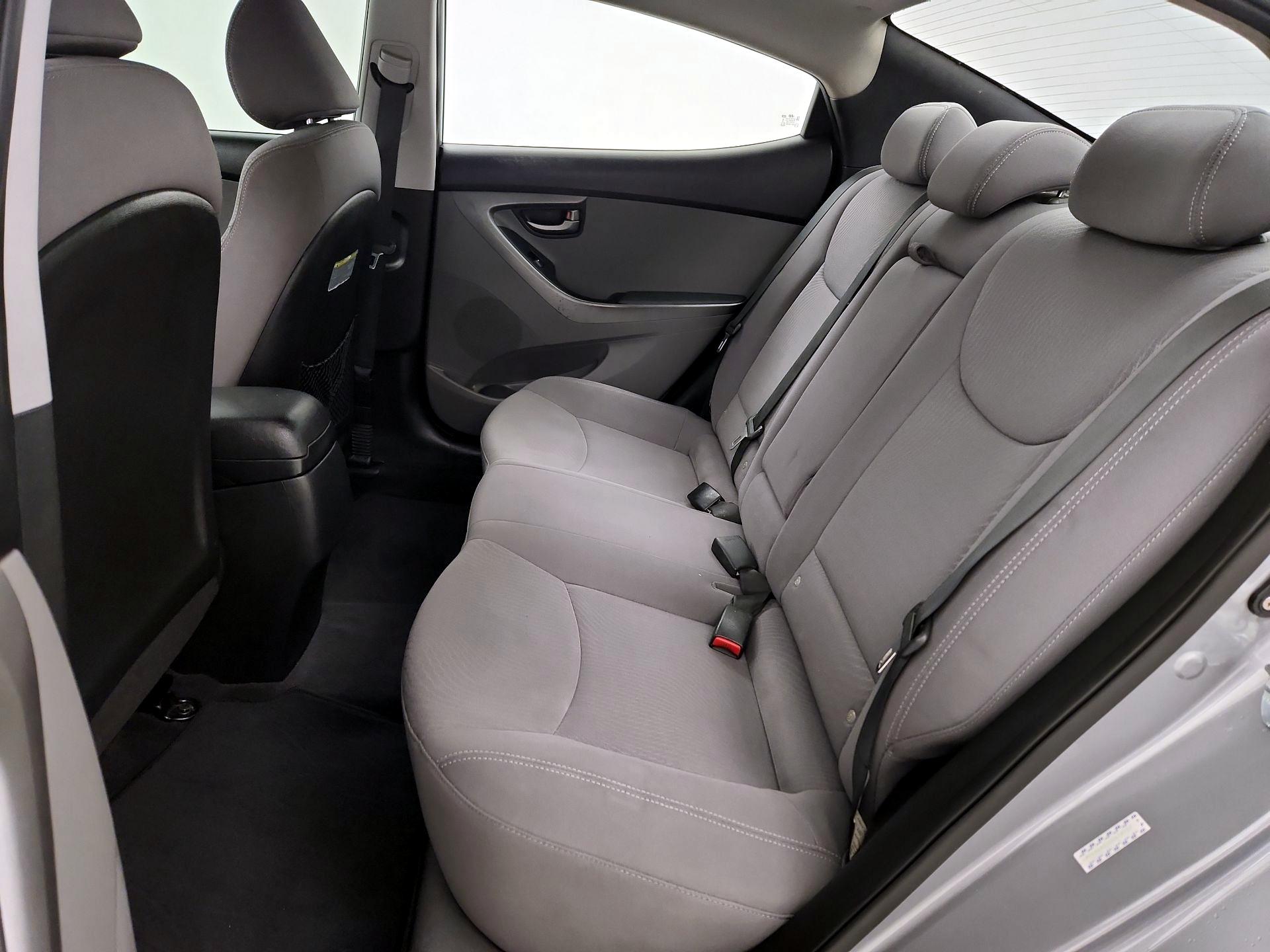 Thumbnail: 2016 Hyundai Elantra - 18