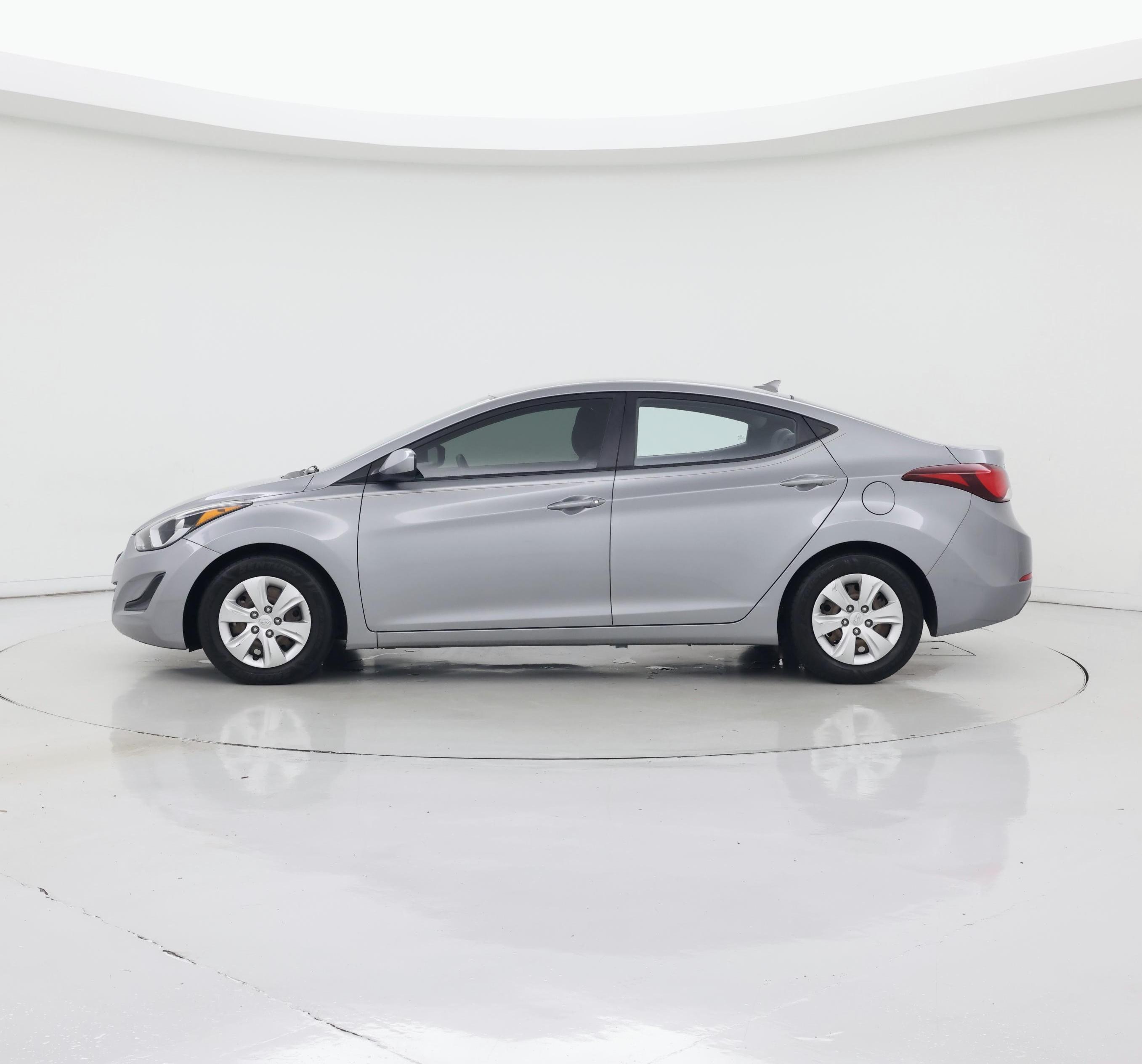 Thumbnail: 2016 Hyundai Elantra - 3