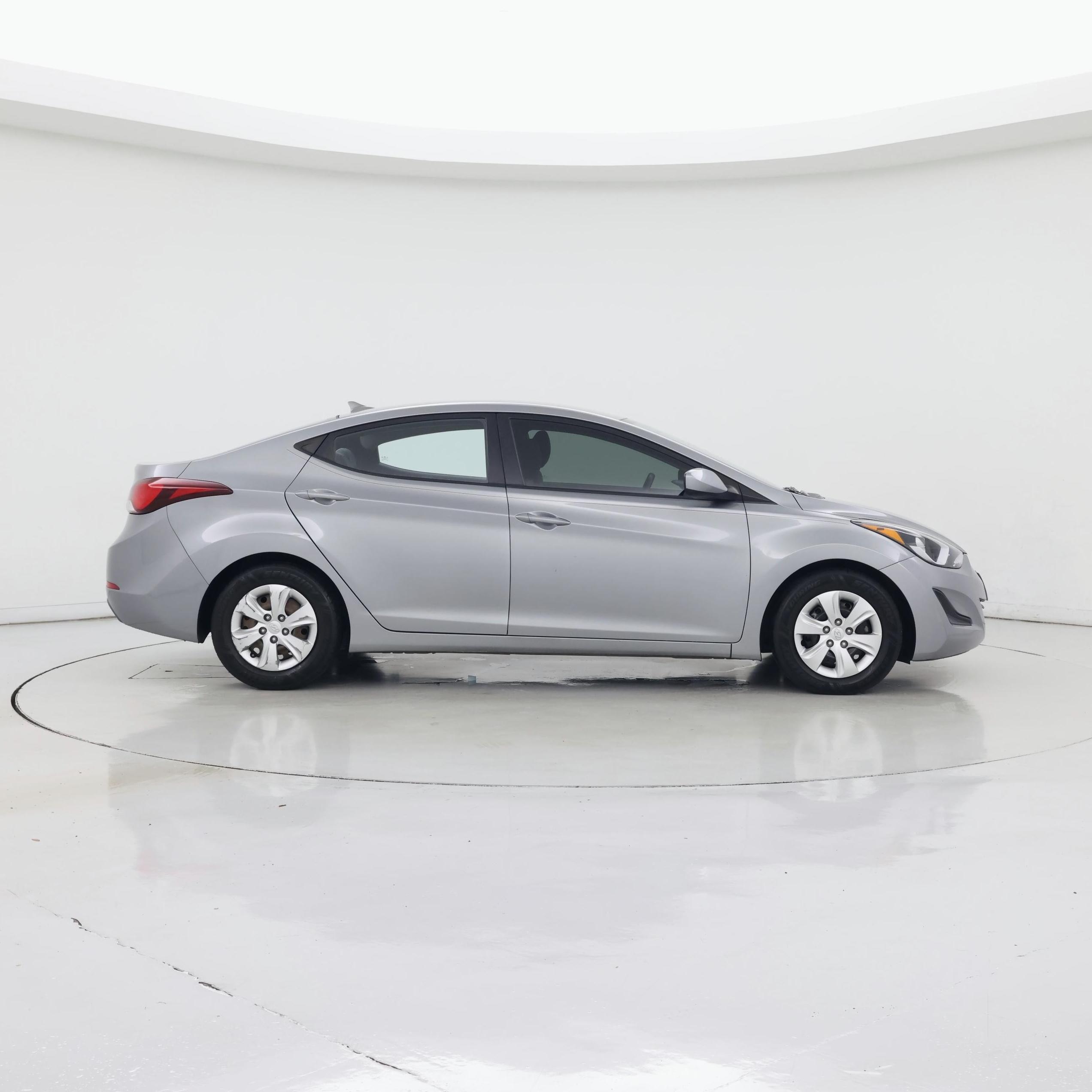 Thumbnail: 2016 Hyundai Elantra - 7