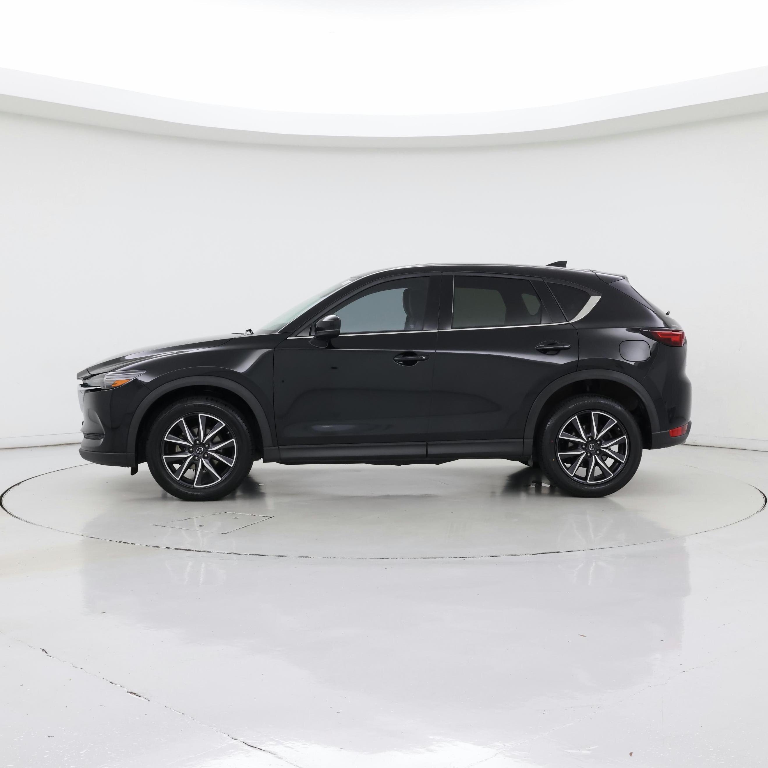 Thumbnail: 2018 Mazda CX-5 - 3