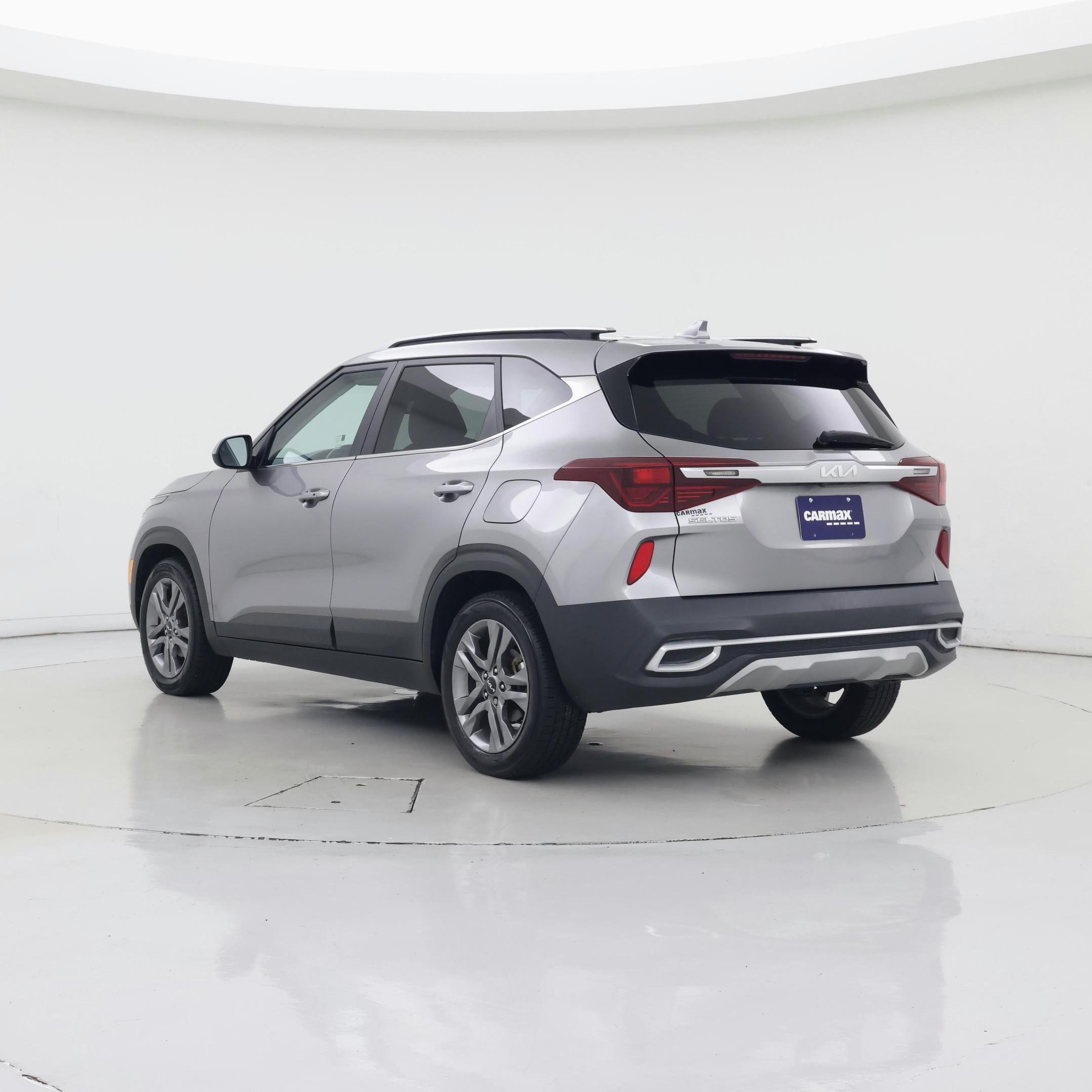 Thumbnail: 2022 Kia Seltos - 2