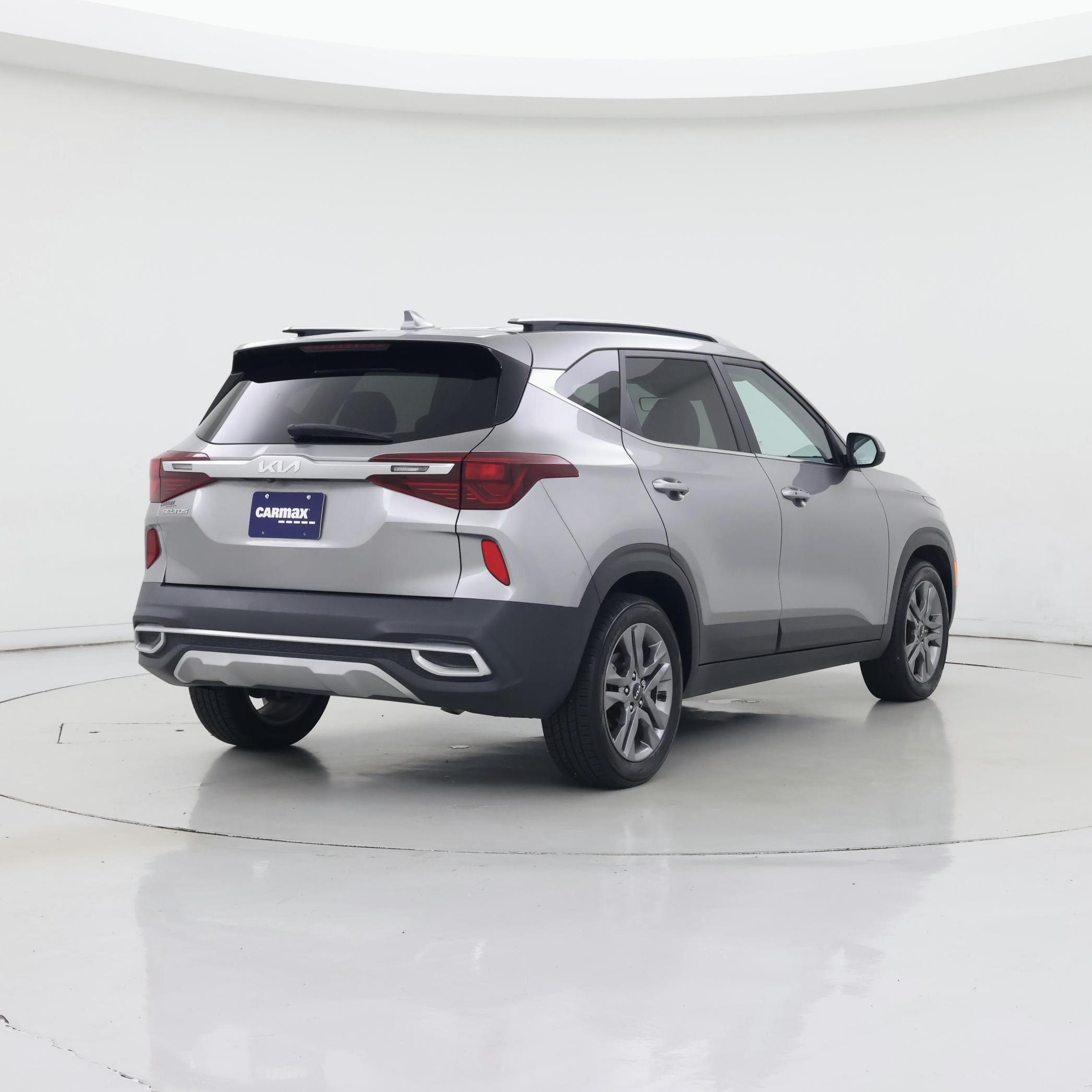 Thumbnail: 2022 Kia Seltos - 8