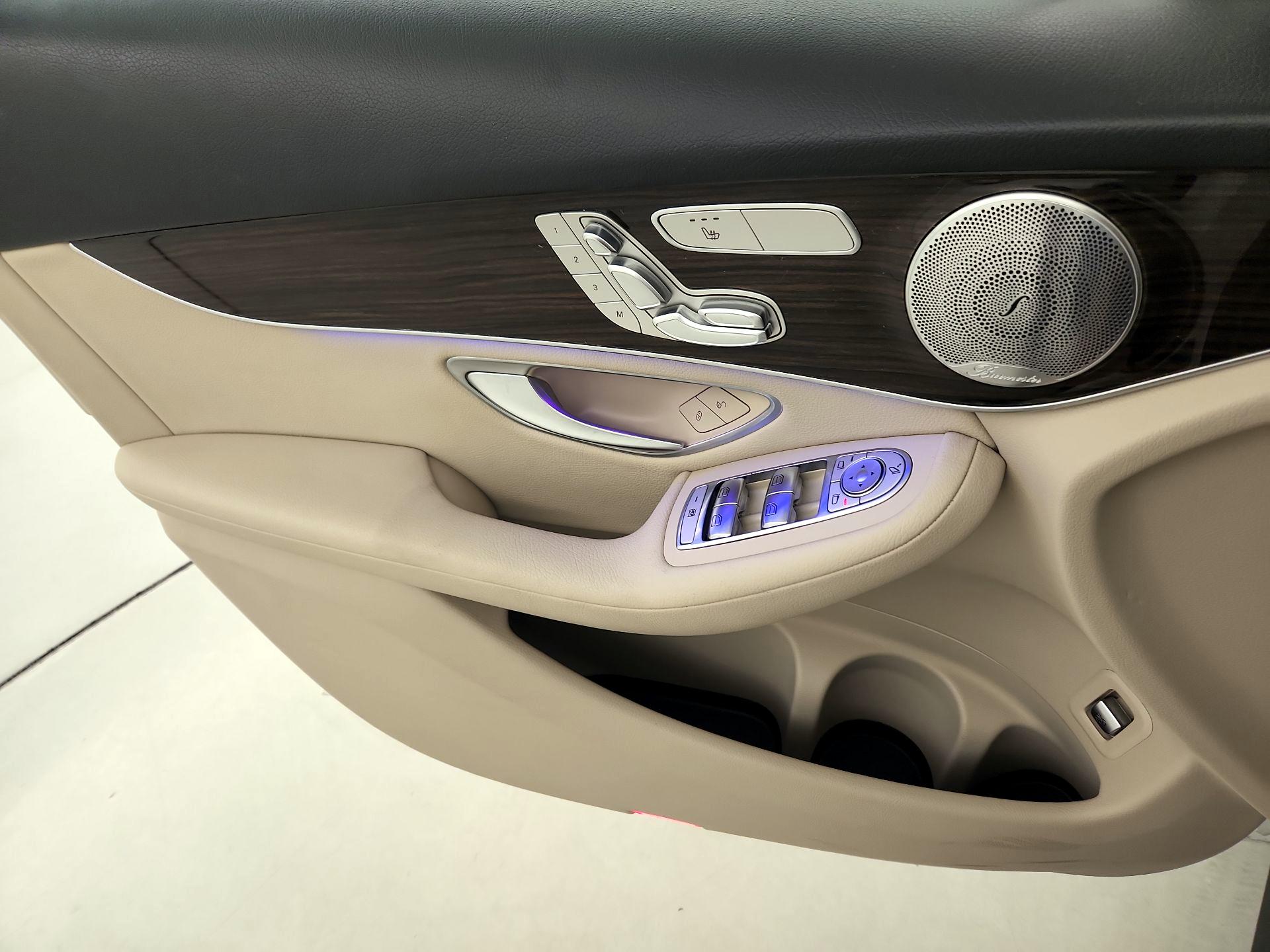 Thumbnail: 2020 Mercedes-Benz GLC - 12