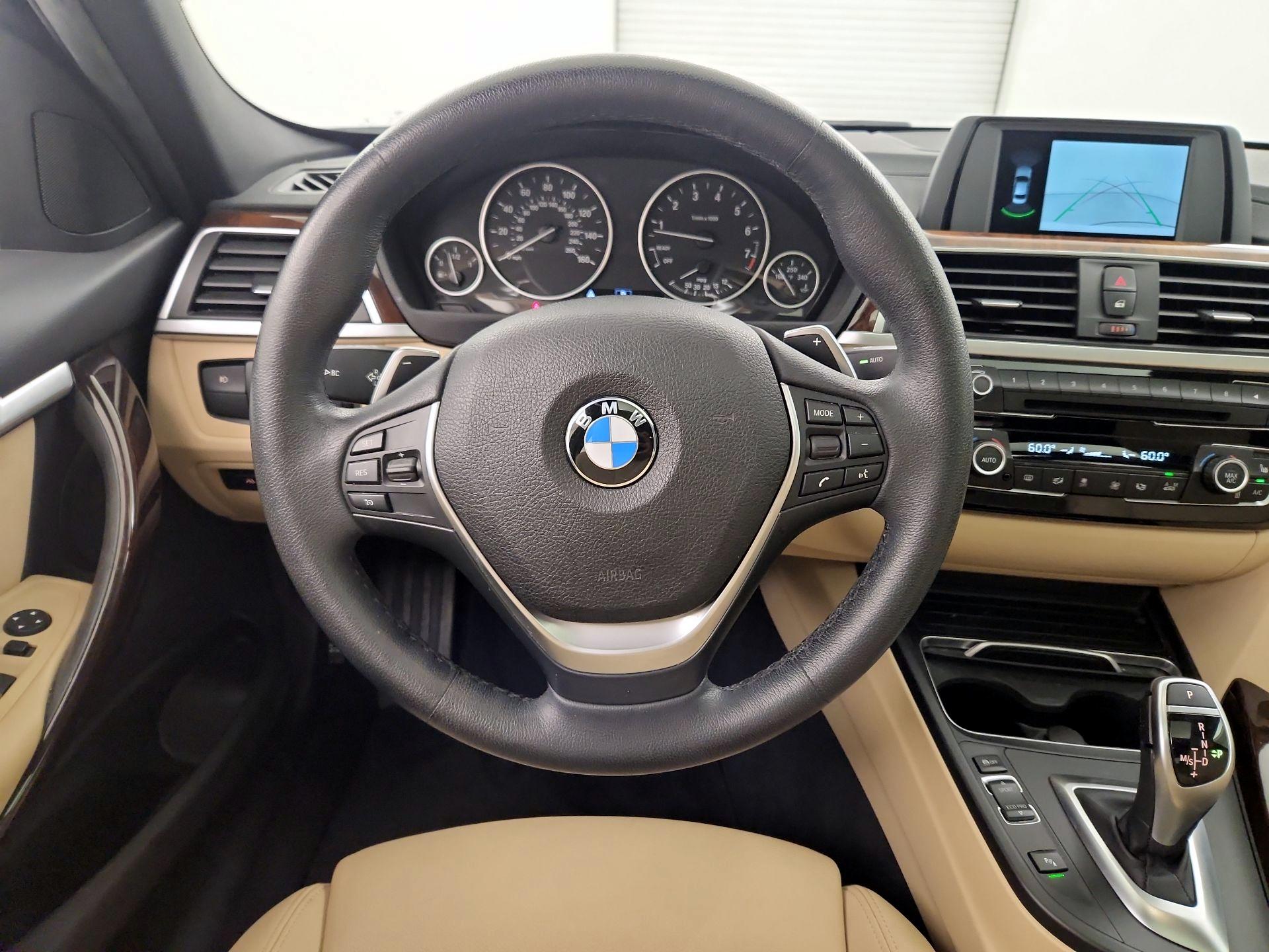 Thumbnail: 2018 BMW 3 Series - 10