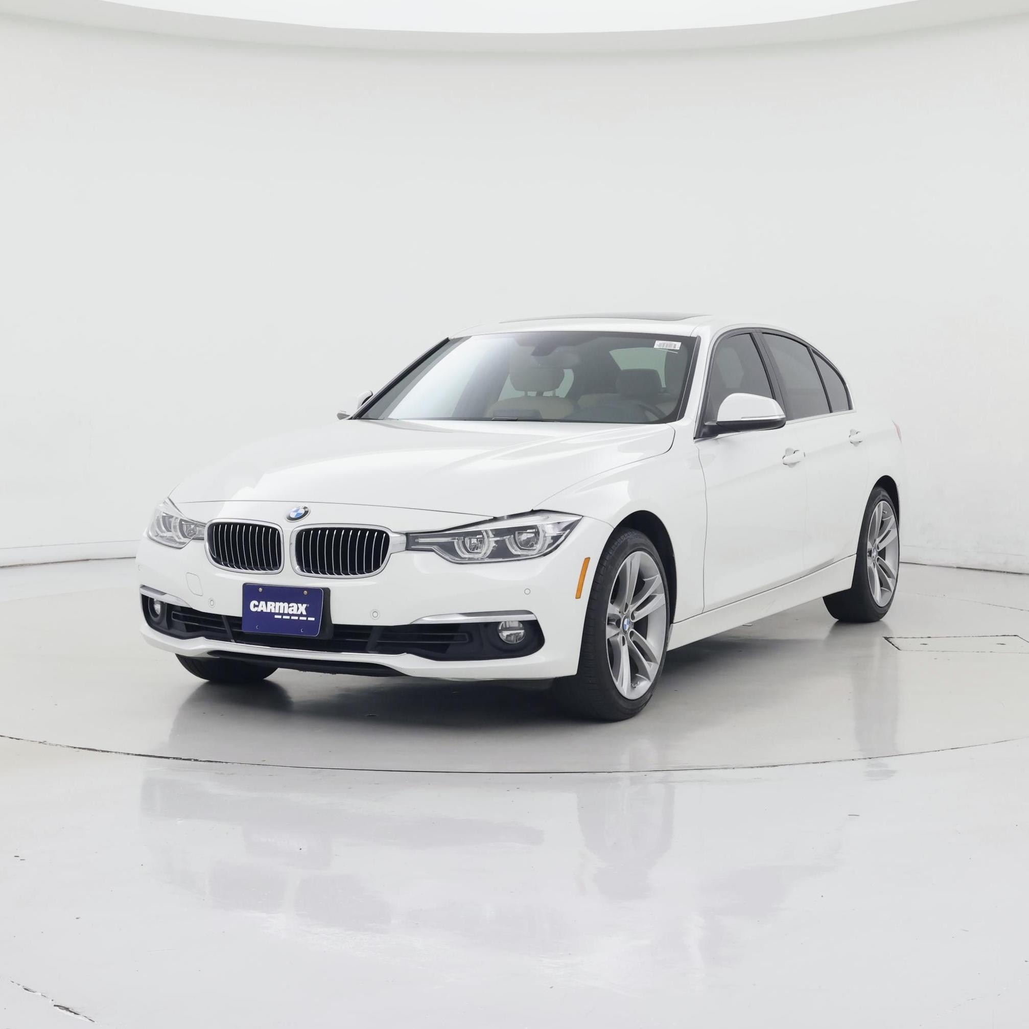 Thumbnail: 2018 BMW 3 Series - 4