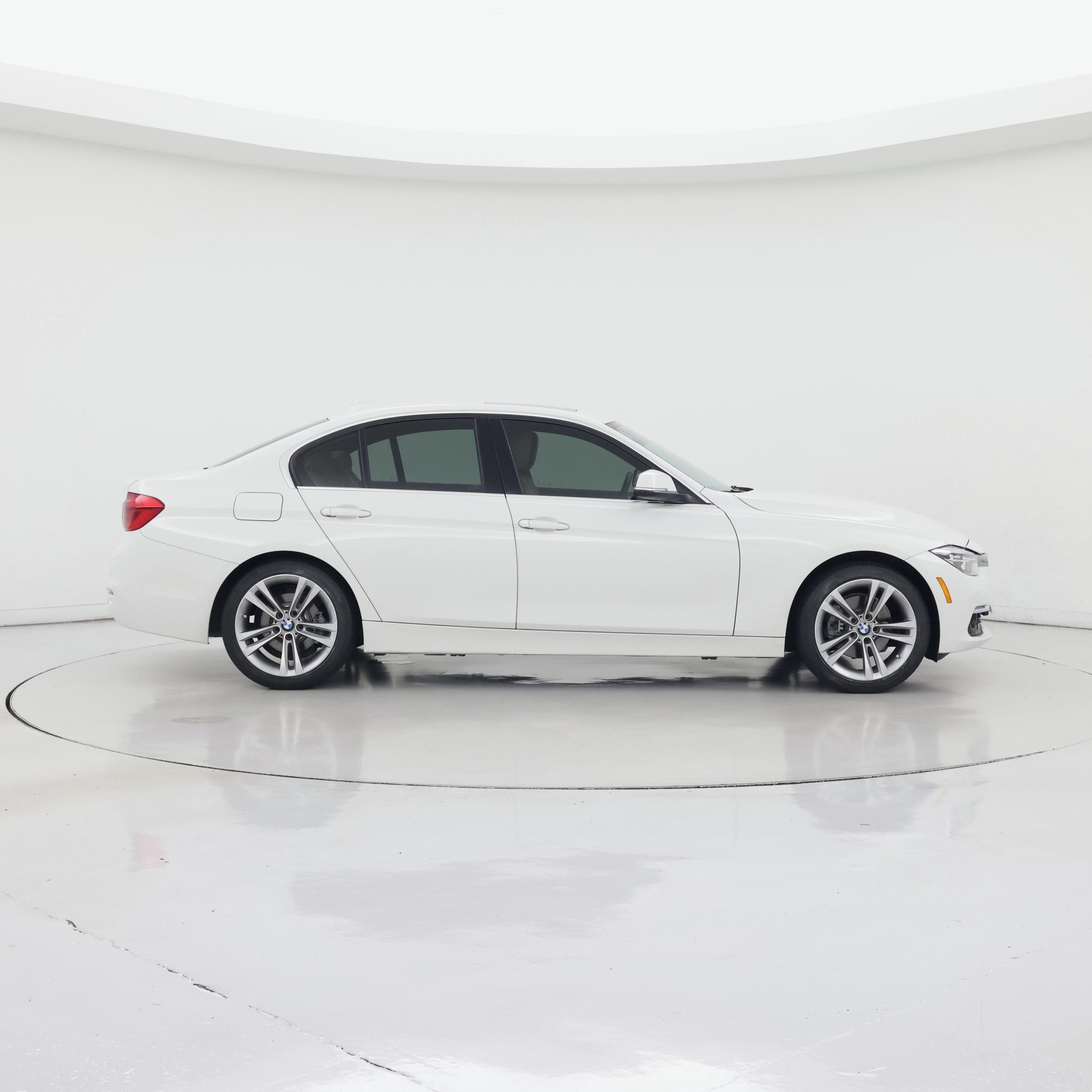 Thumbnail: 2018 BMW 3 Series - 7