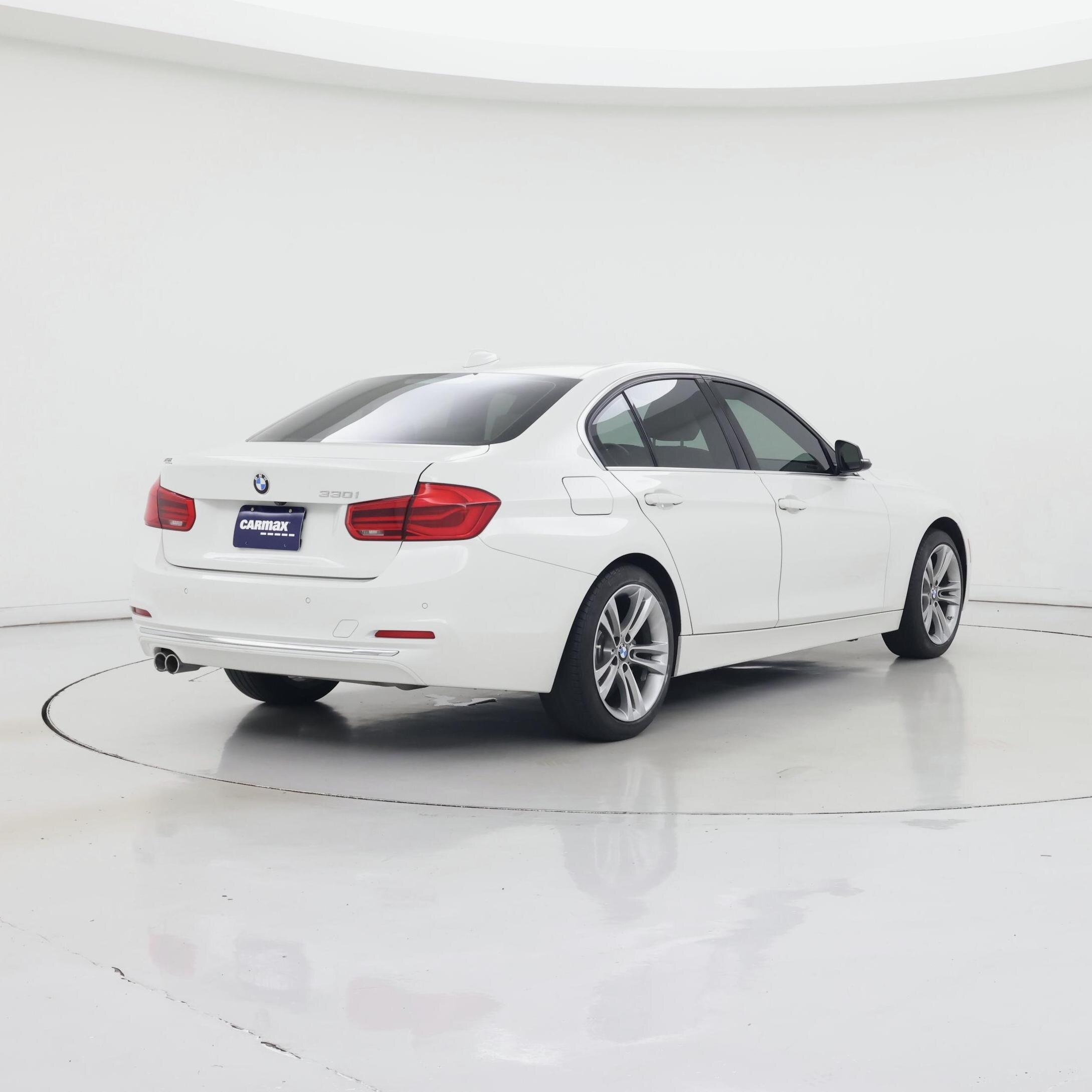 Thumbnail: 2018 BMW 3 Series - 8