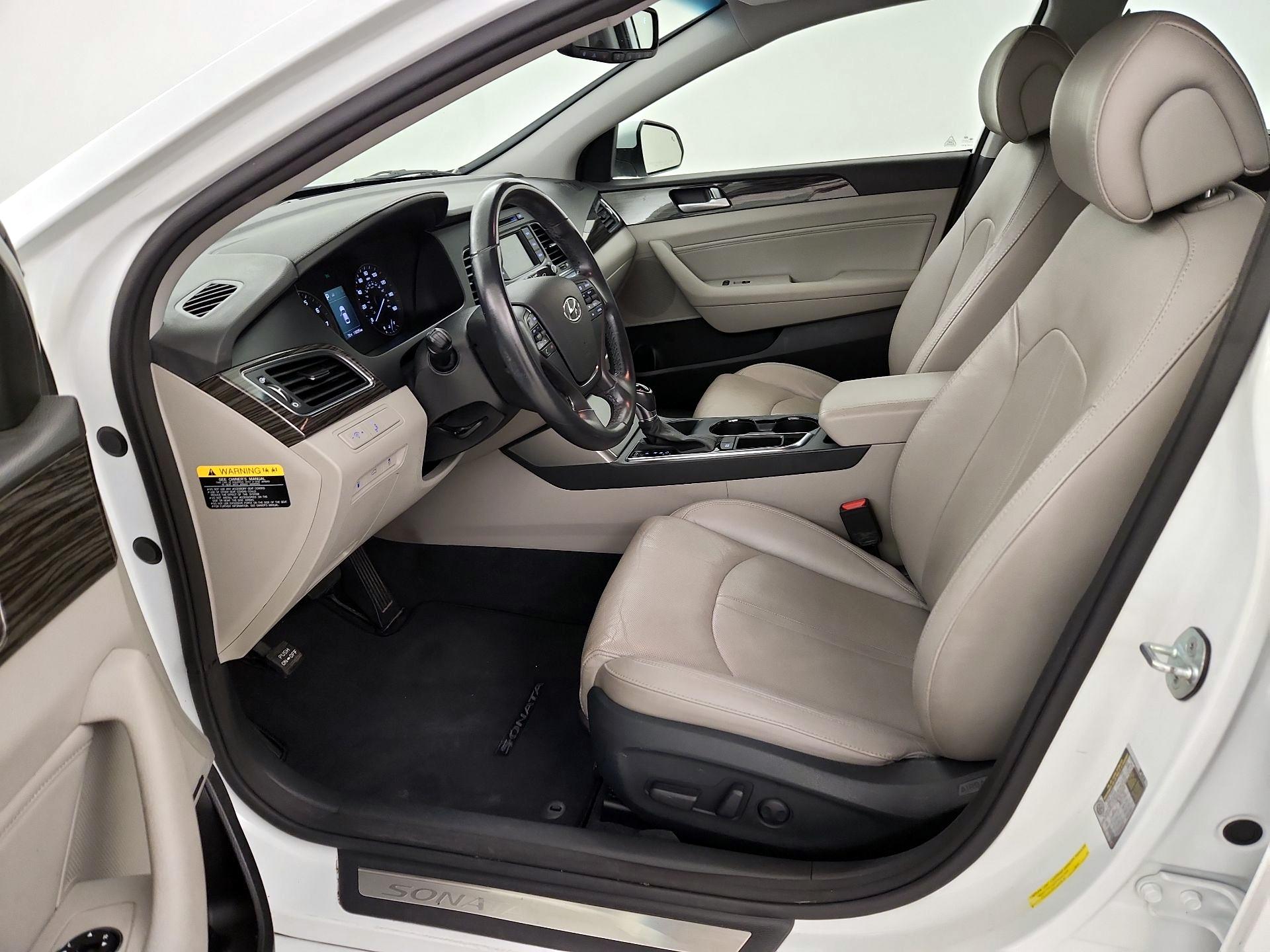 Thumbnail: 2015 Hyundai Sonata - 11