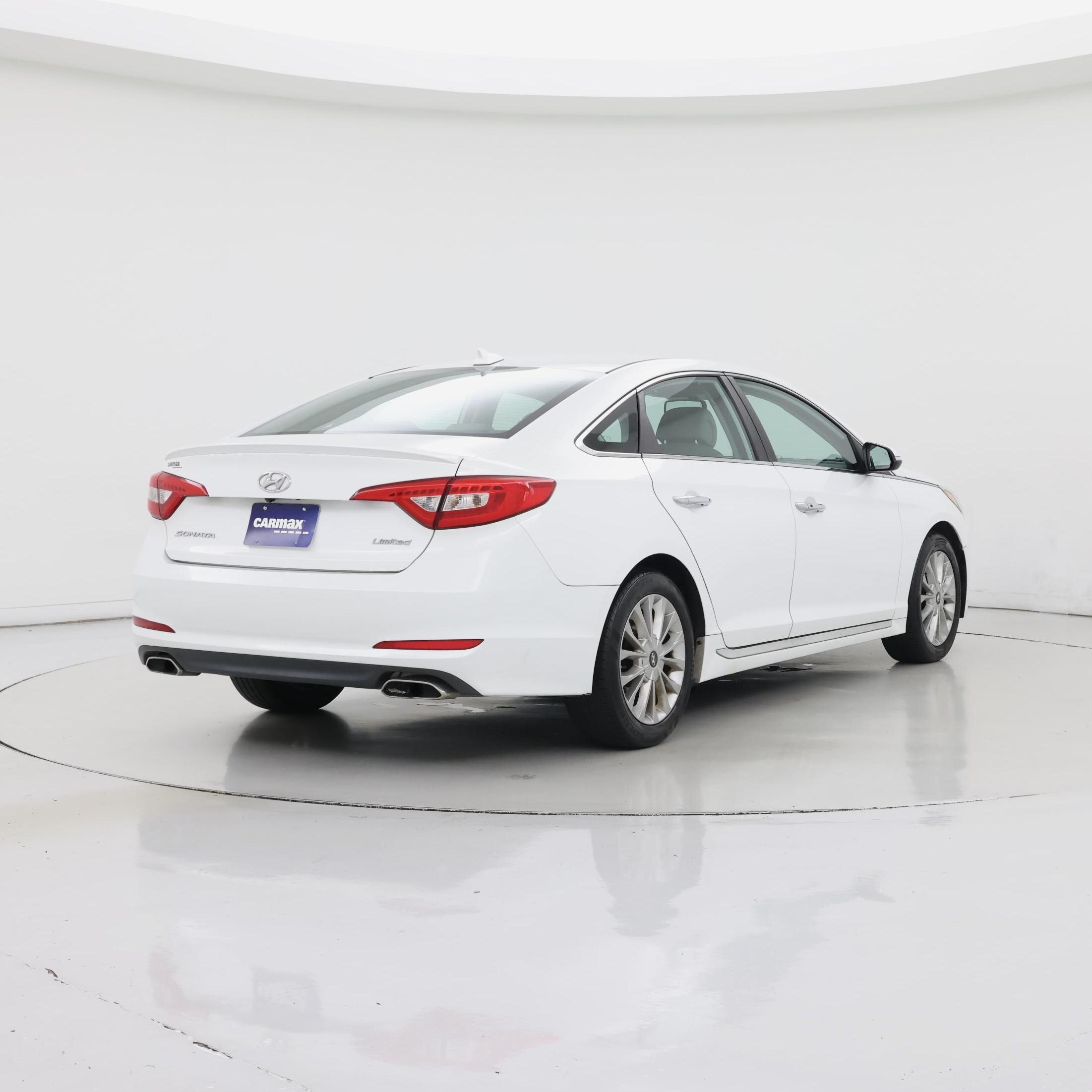 Thumbnail: 2015 Hyundai Sonata - 8