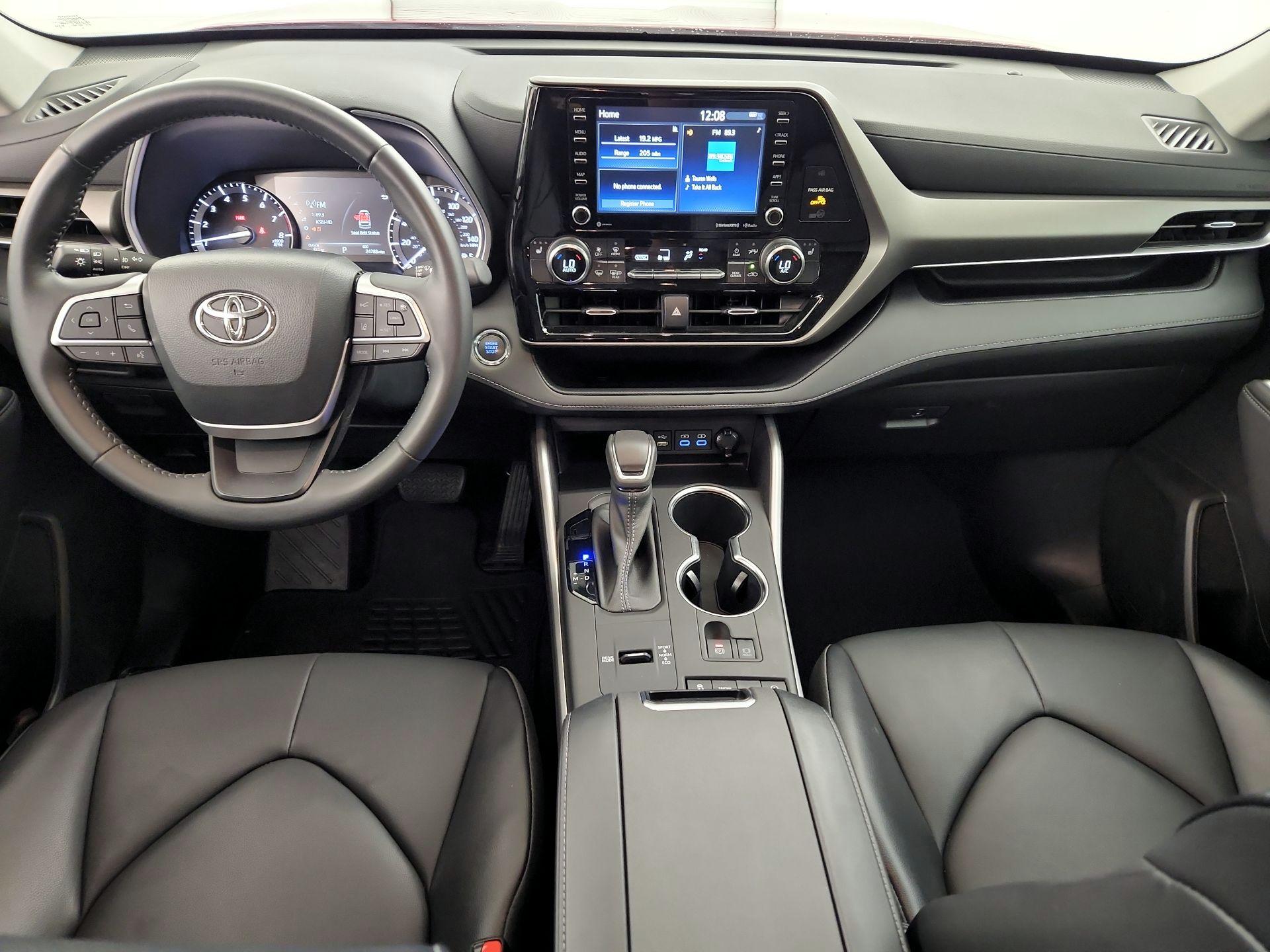 Thumbnail: 2022 Toyota Highlander - 9