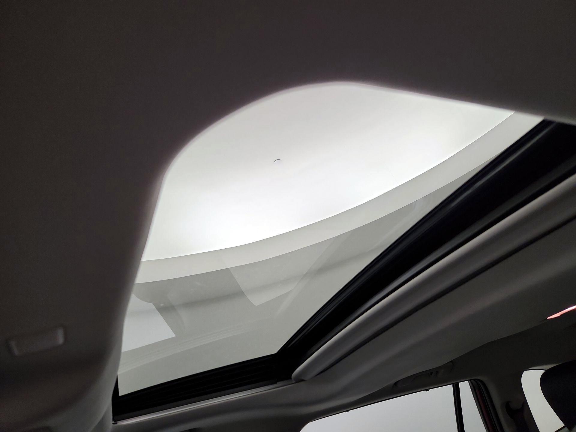 Thumbnail: 2022 Toyota Highlander - 19