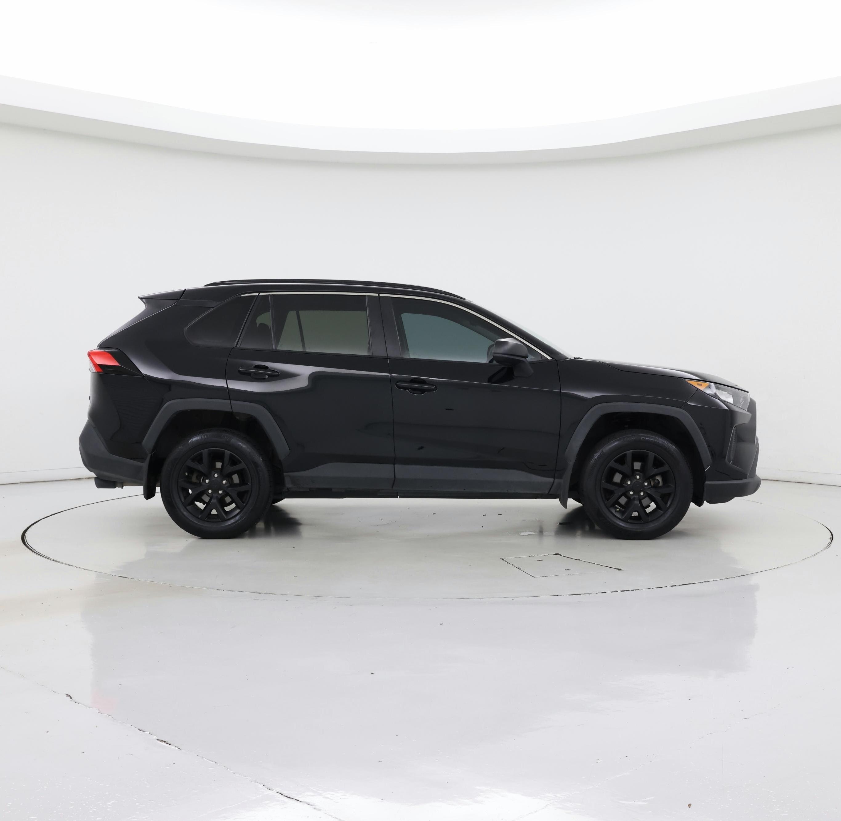 Thumbnail: 2021 Toyota RAV4 - 7