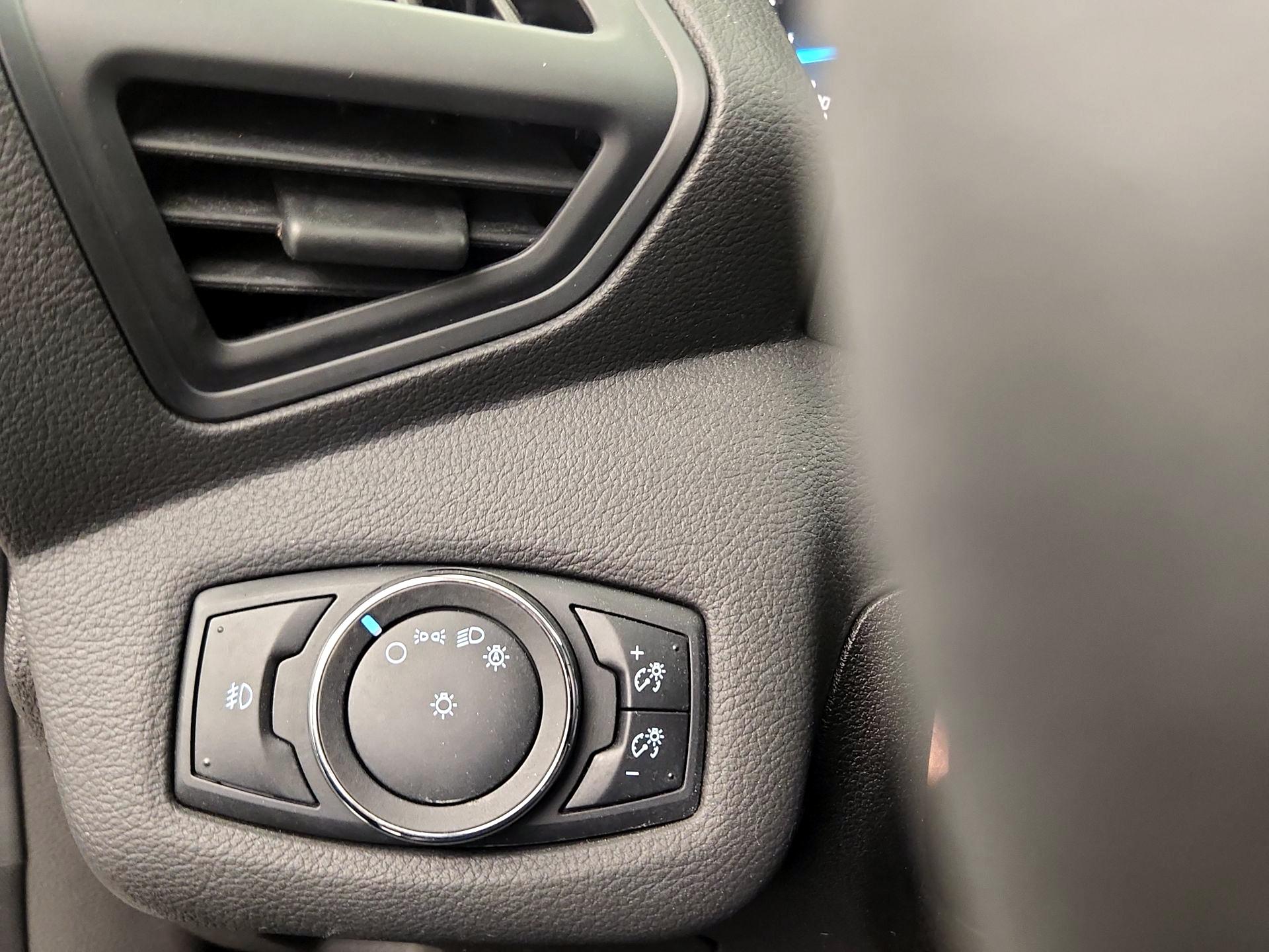 Thumbnail: 2014 Ford Escape - 13
