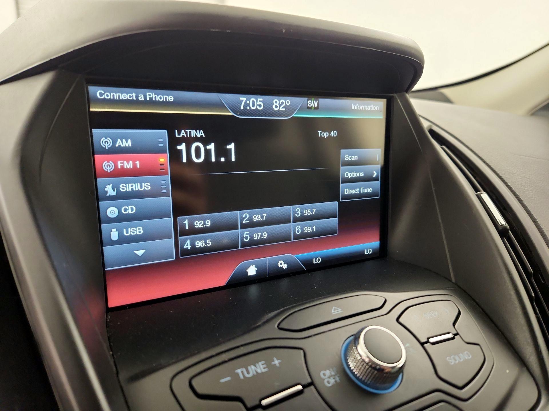 Thumbnail: 2014 Ford Escape - 15