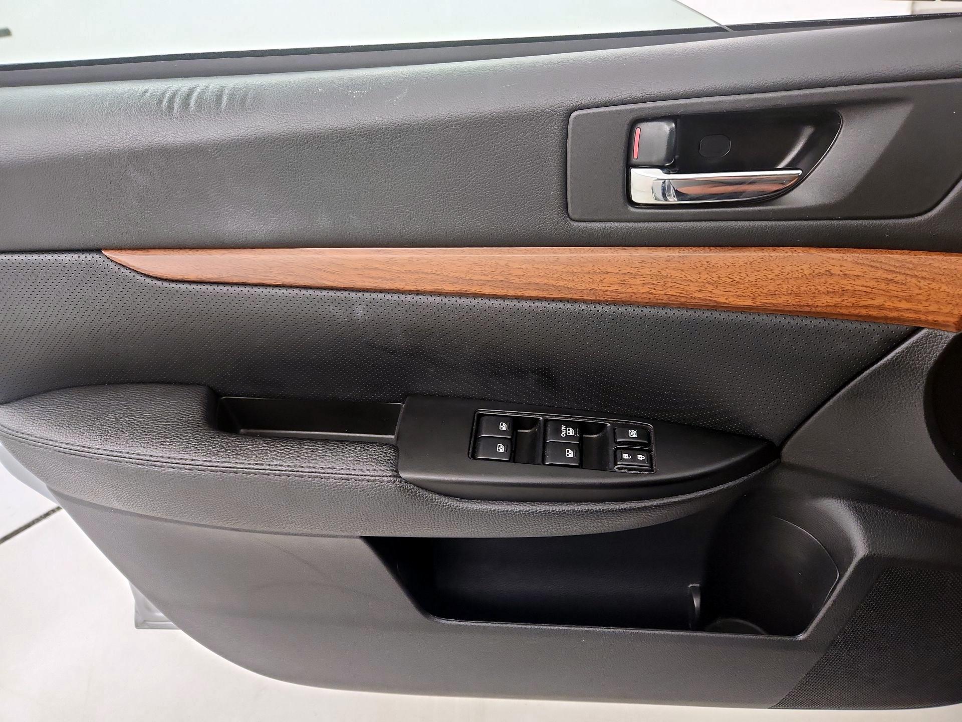 Thumbnail: 2014 Subaru Outback - 12