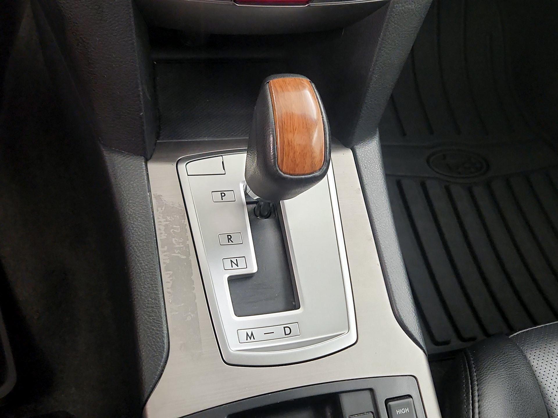 Thumbnail: 2014 Subaru Outback - 18