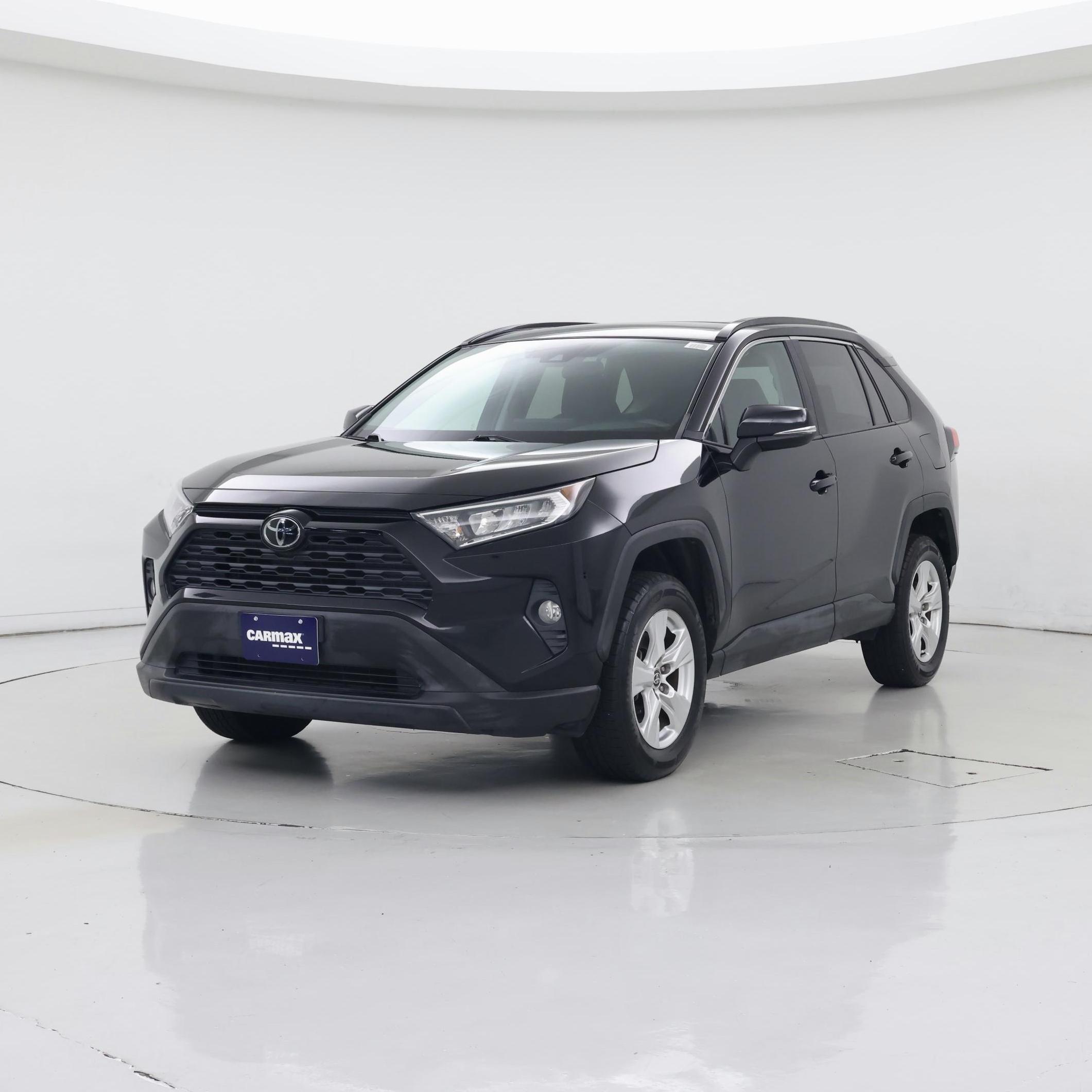 Thumbnail: 2021 Toyota RAV4 - 4